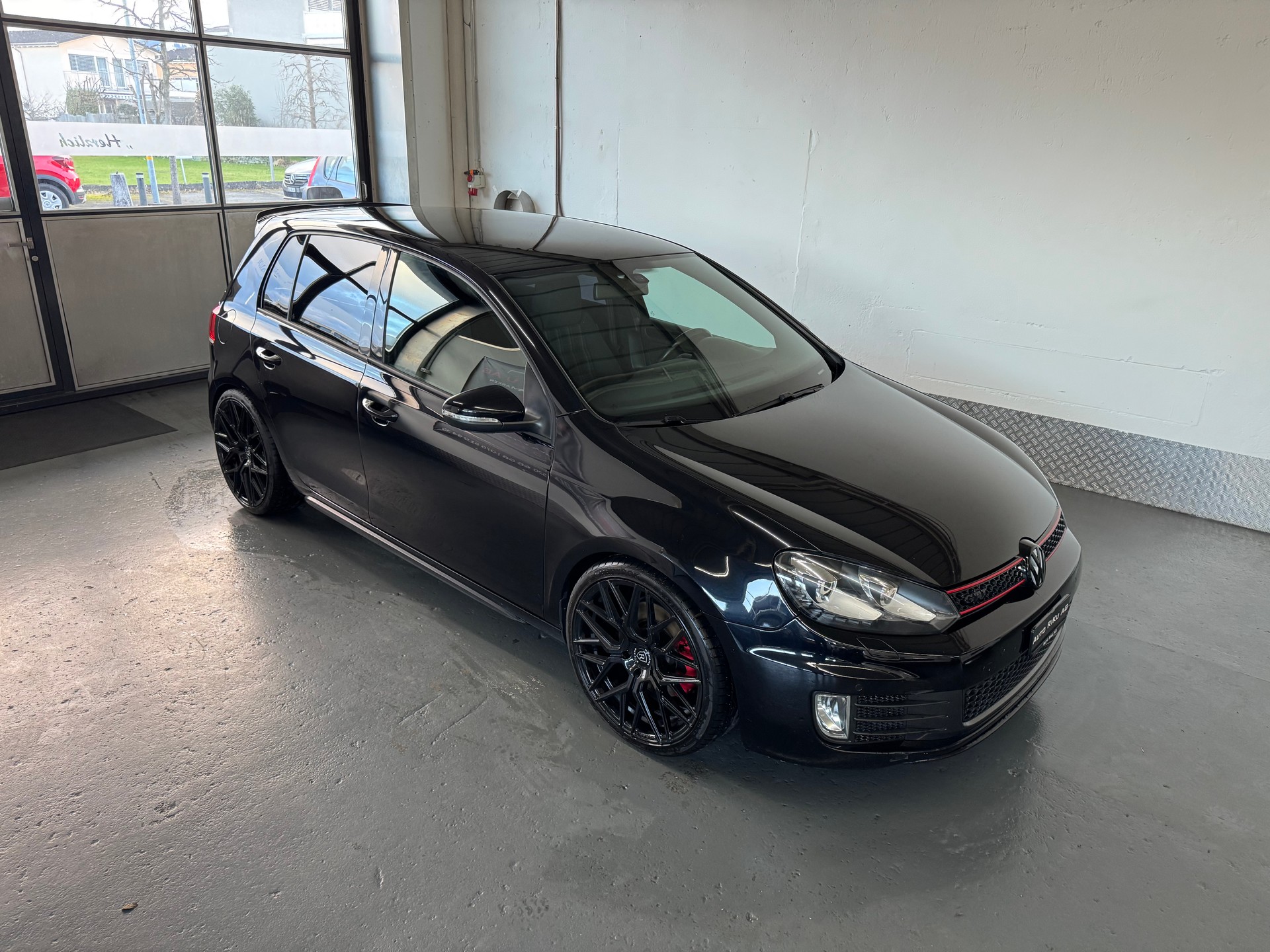 VW Golf 2.0 TSI GTI-image-0