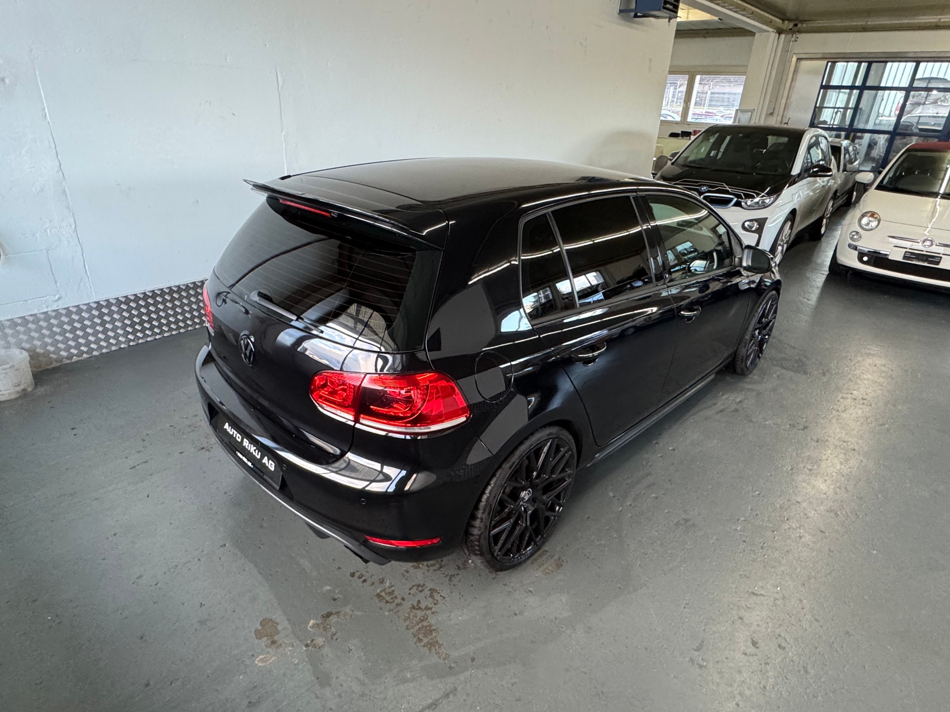 VW Golf 2.0 TSI GTI-image-8