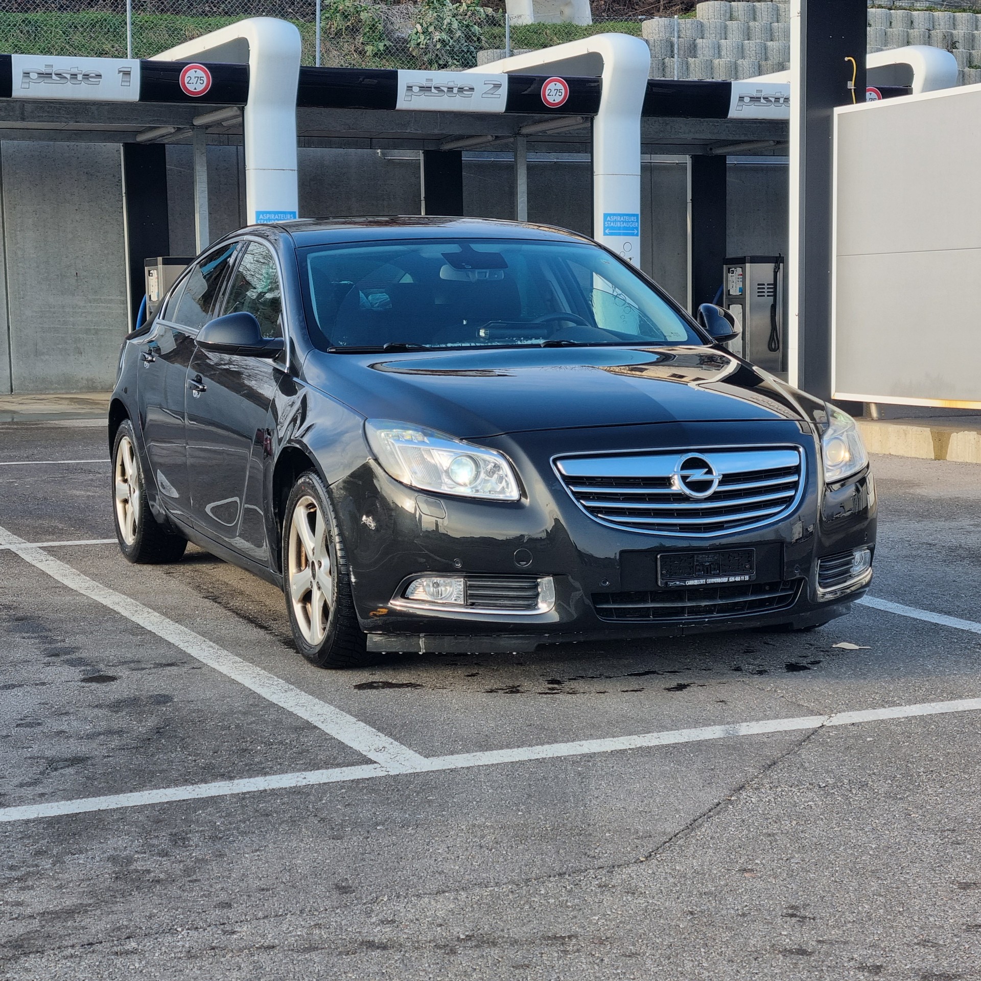 OPEL Insignia 2.0 Turbo Edition Automatic-image-3