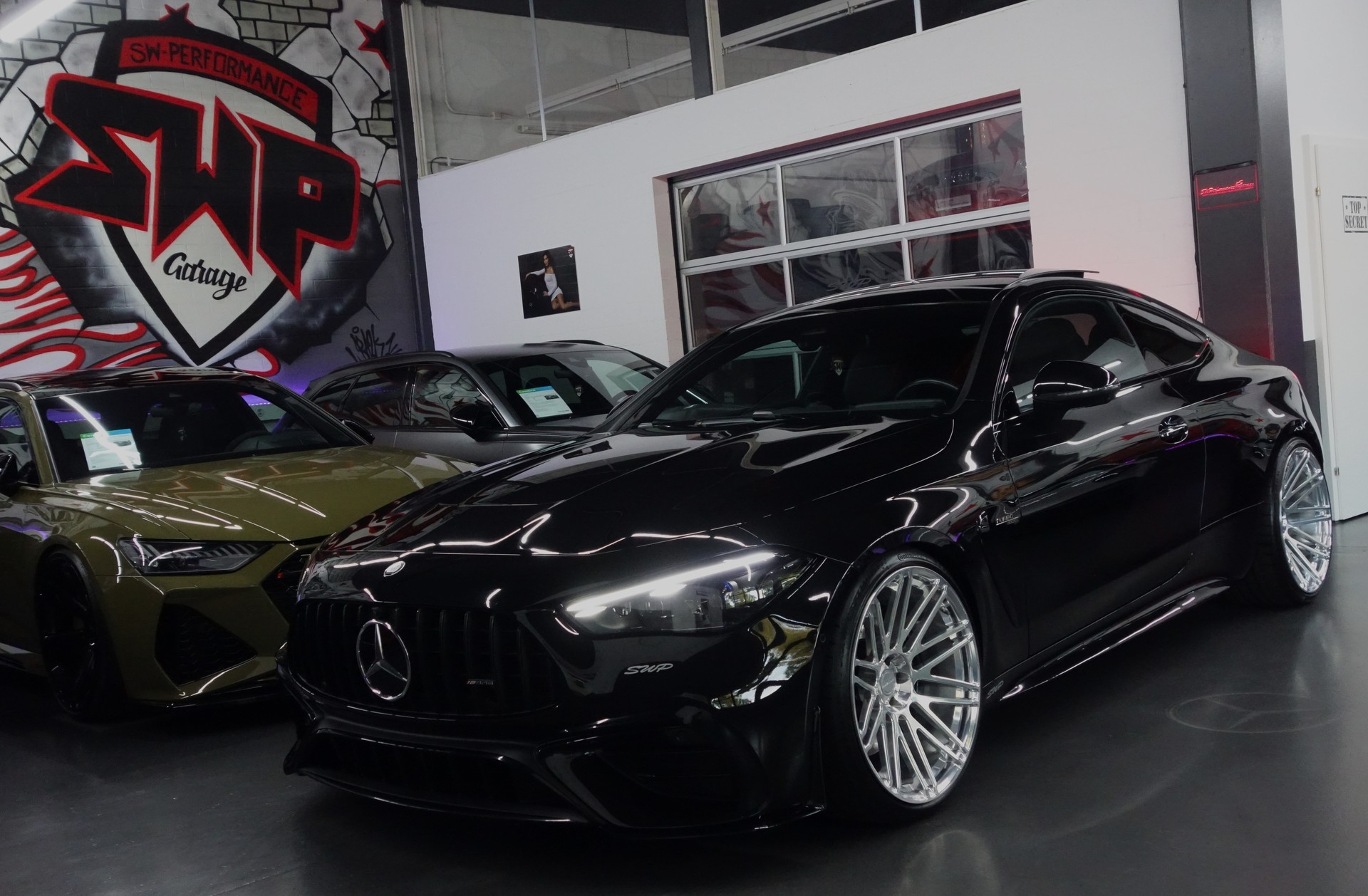 MERCEDES-BENZ CLE 53 COUPE AMG 4Matic+ 9G-Tronic BLACK ON POINT