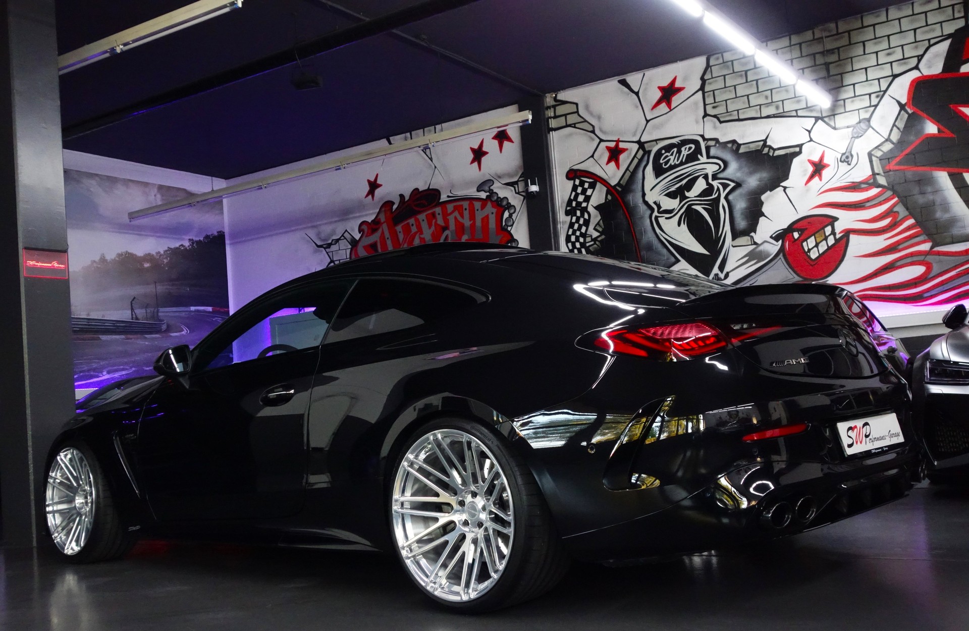 MERCEDES-BENZ CLE 53 COUPE AMG 4Matic+ 9G-Tronic BLACK ON POINT-image-6