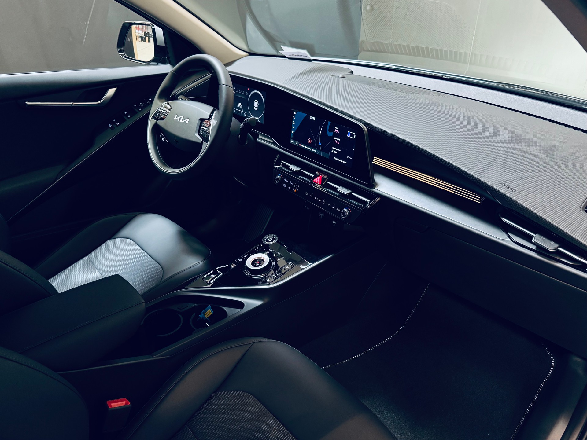 KIA Niro EV 64,8 kWh Business-image-16