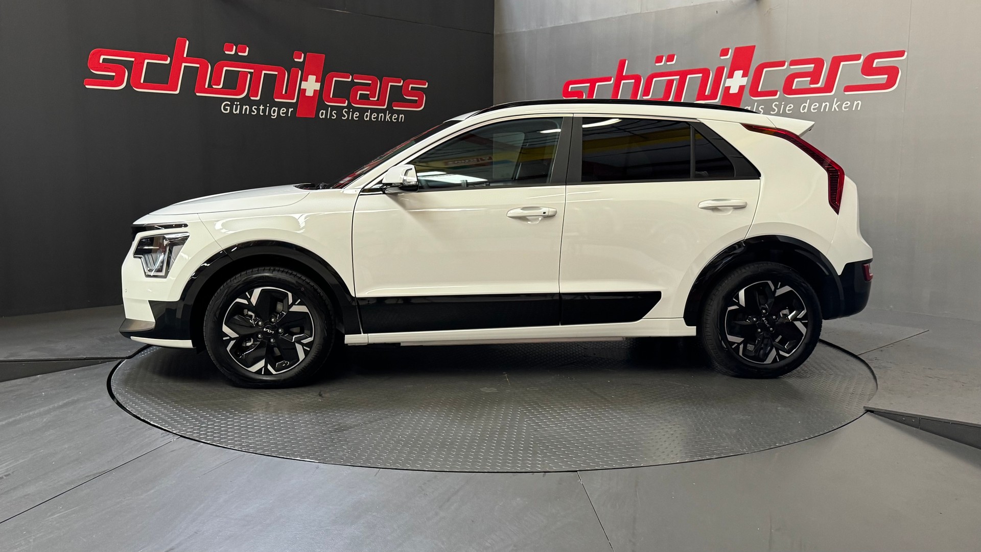 KIA Niro EV 64,8 kWh Business-showroom-element-2