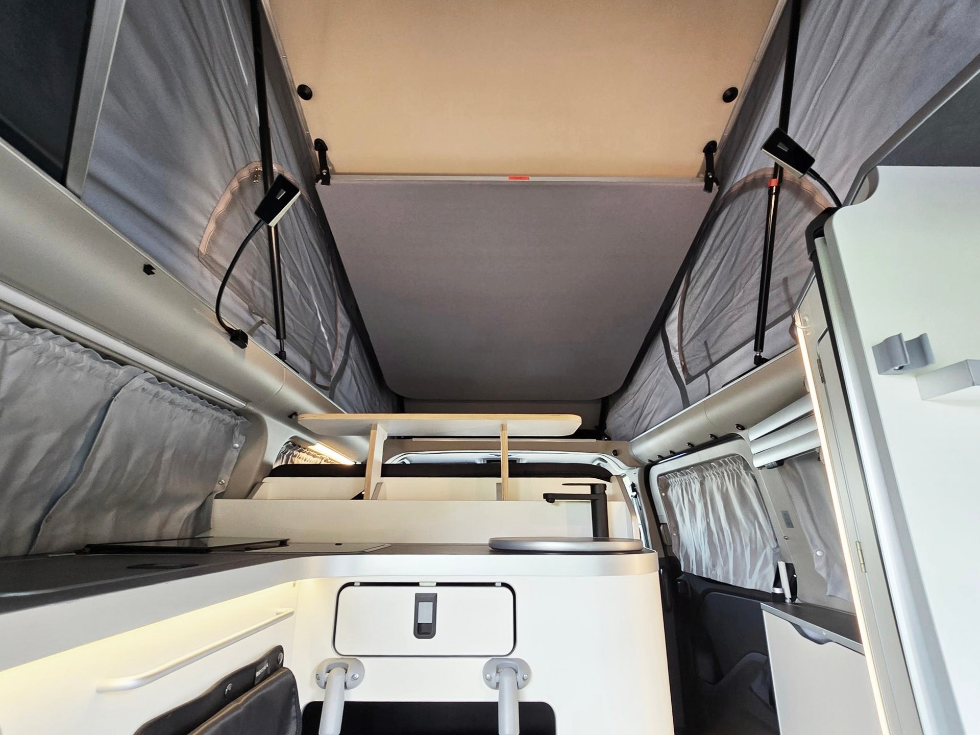 FORD TRANSIT CUSTOM NUGGET PLUS WESTFALIA AUFSTELLDACH 2,0 TDCI DIESEL AUTOMAT-image-9