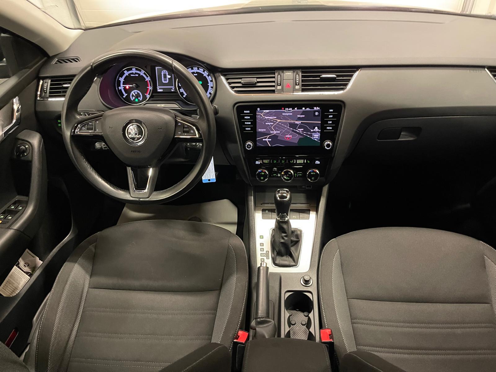 SKODA Octavia Combi 1.5 TGI G-TEC Ambition DSG-image-11