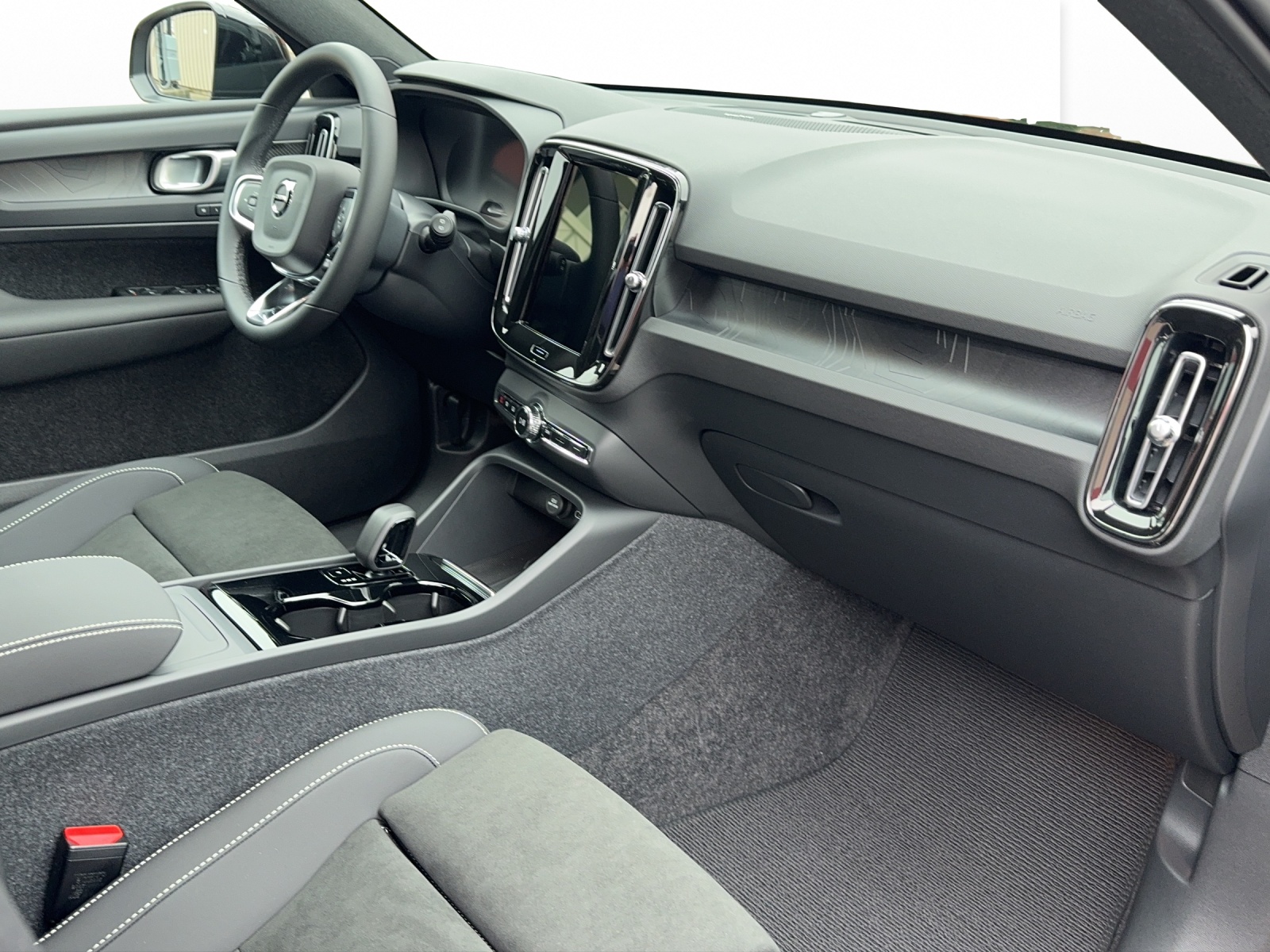 VOLVO EX40 E80 Twin Ultimate AWD-image-11
