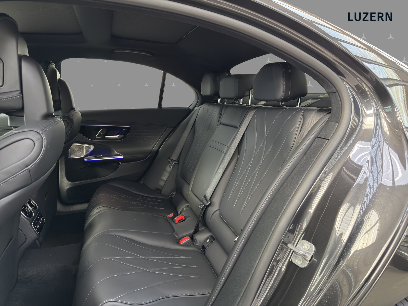 MERCEDES-BENZ C 220 d 4 Matic Swiss Star-image-10