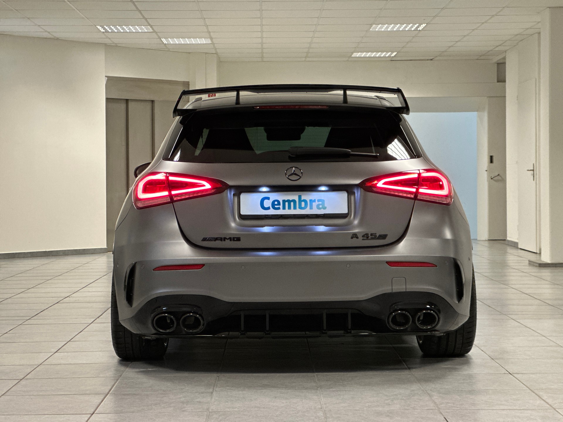 MERCEDES-BENZ A 45 S AMG 4Matic+ Speedshift-image-29
