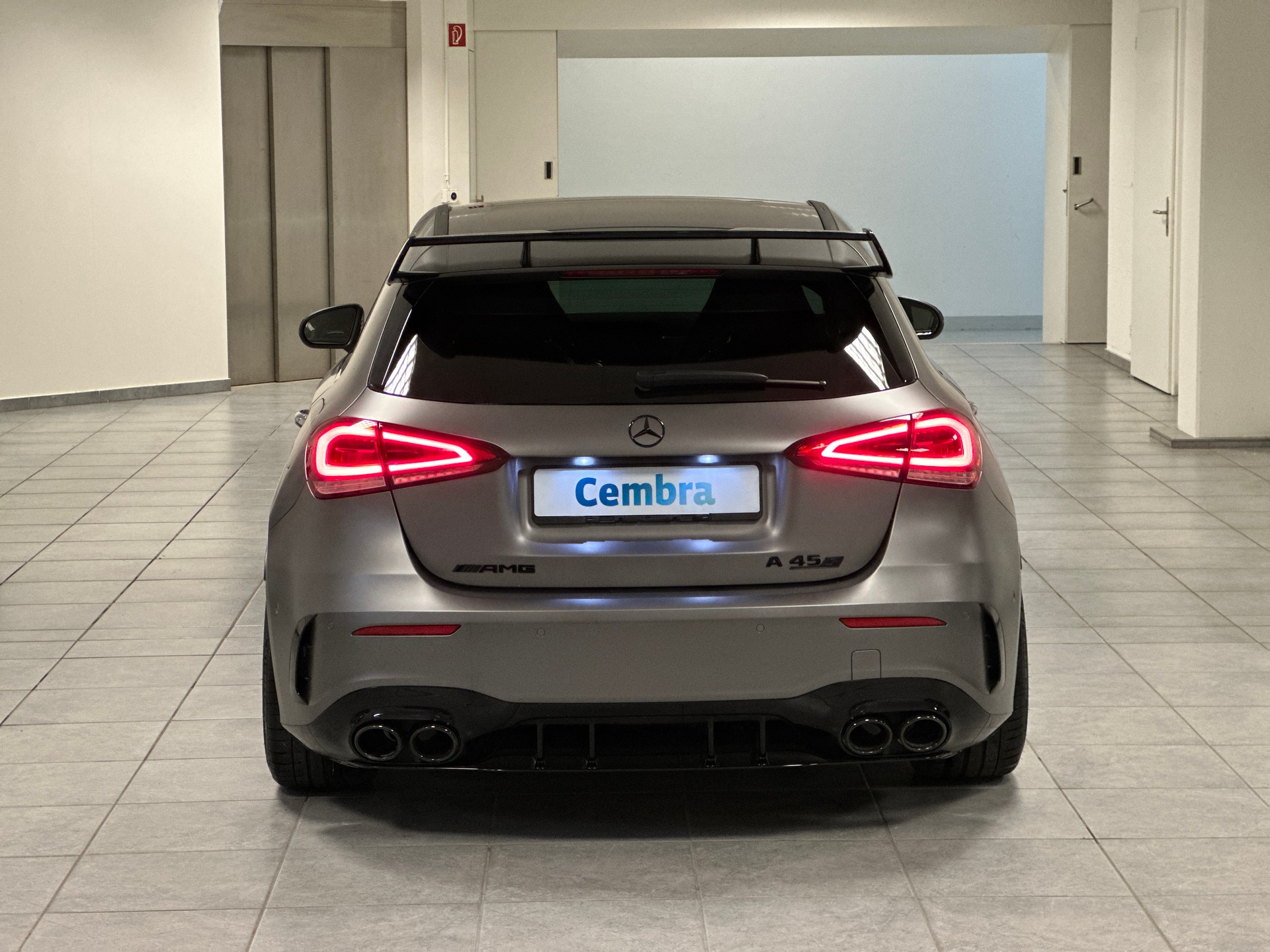 MERCEDES-BENZ A 45 S AMG 4Matic+ Speedshift-image-28