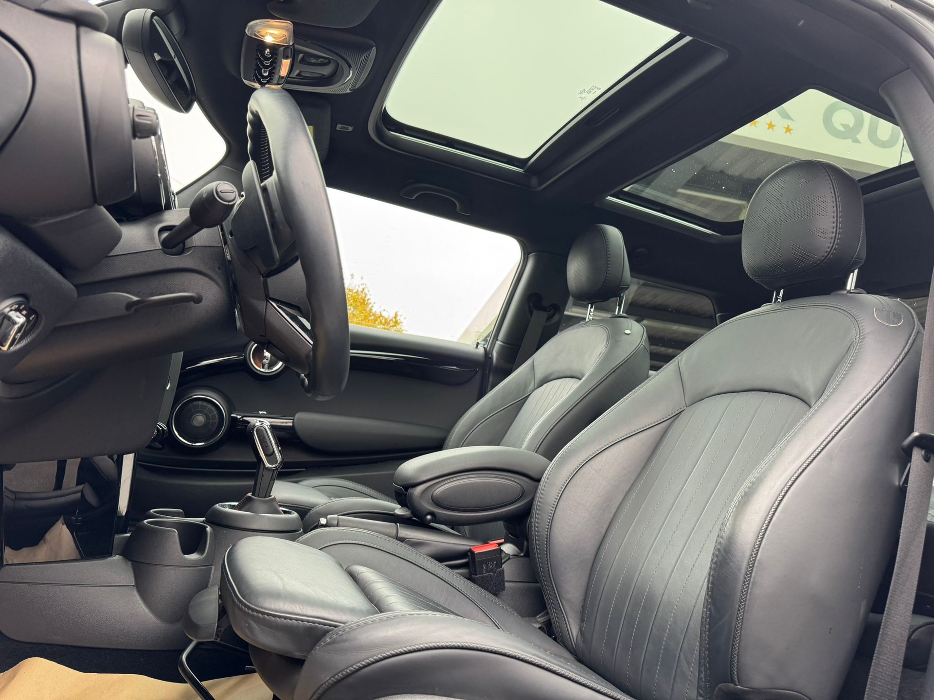 MINI Cooper S Steptronic DKG-image-9