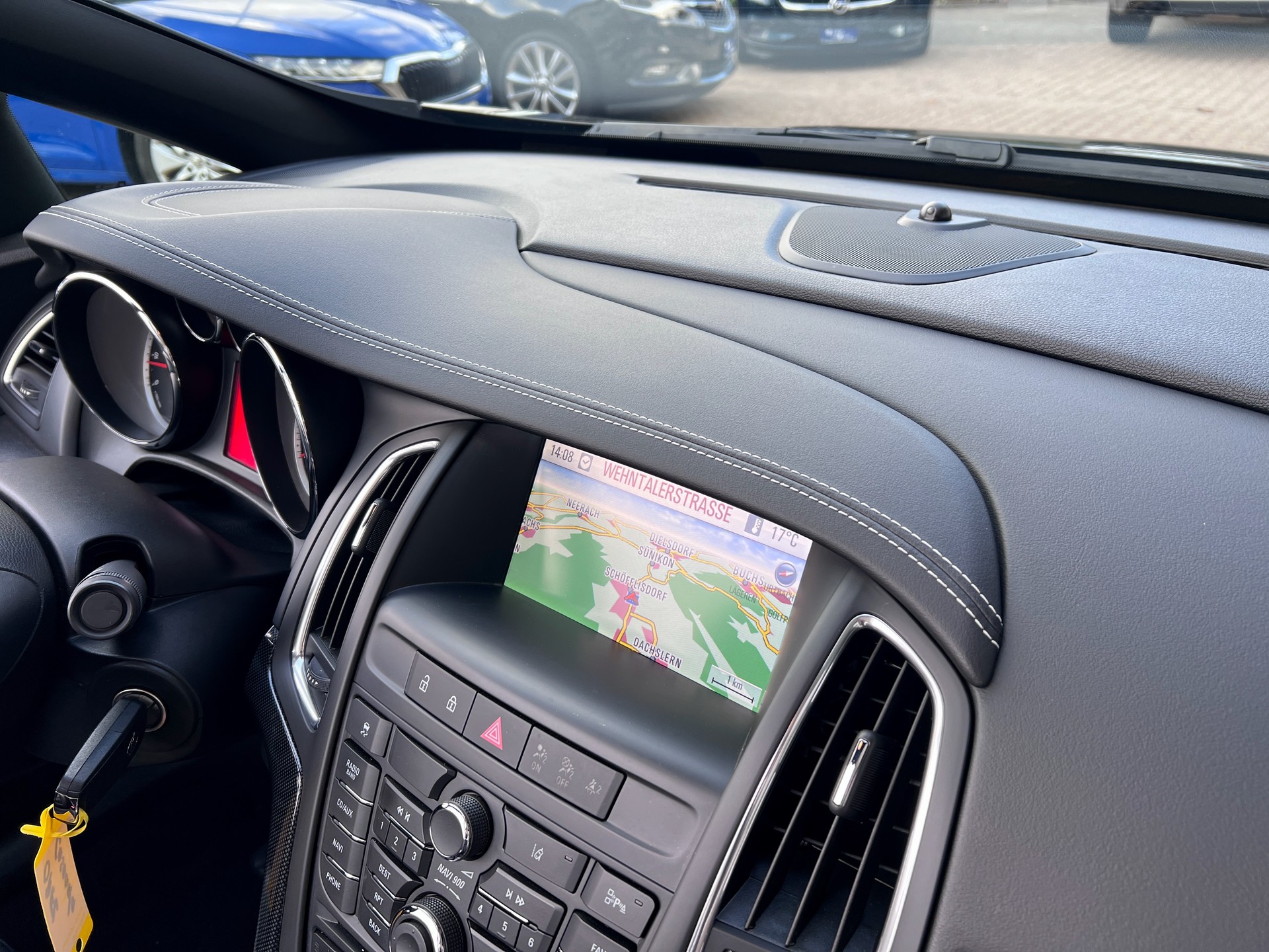 OPEL Cascada 1.6i 16V Cosmo Automat-image-12
