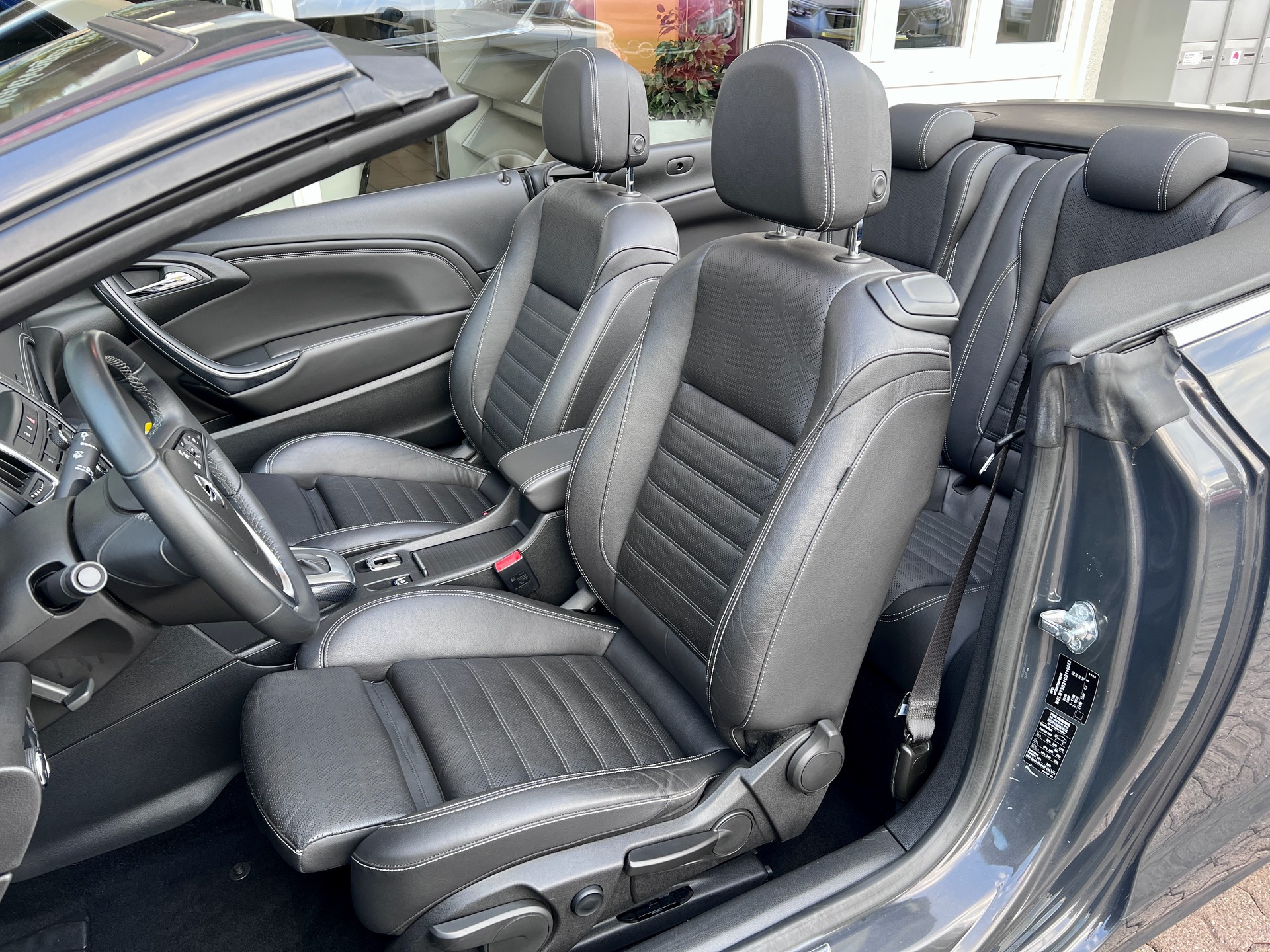 OPEL Cascada 1.6i 16V Cosmo Automat-image-10