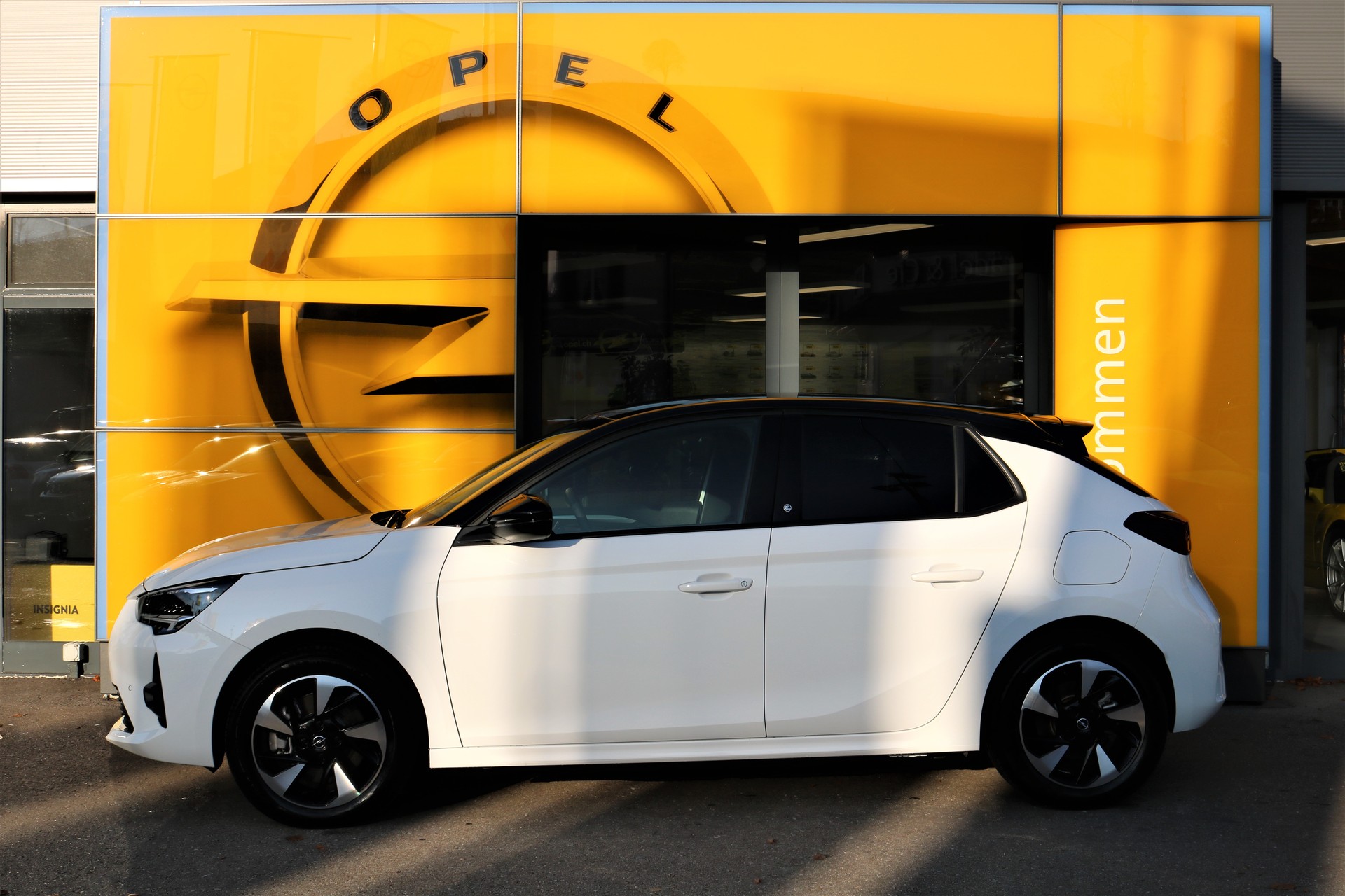 OPEL Corsa e-Edition-image-1