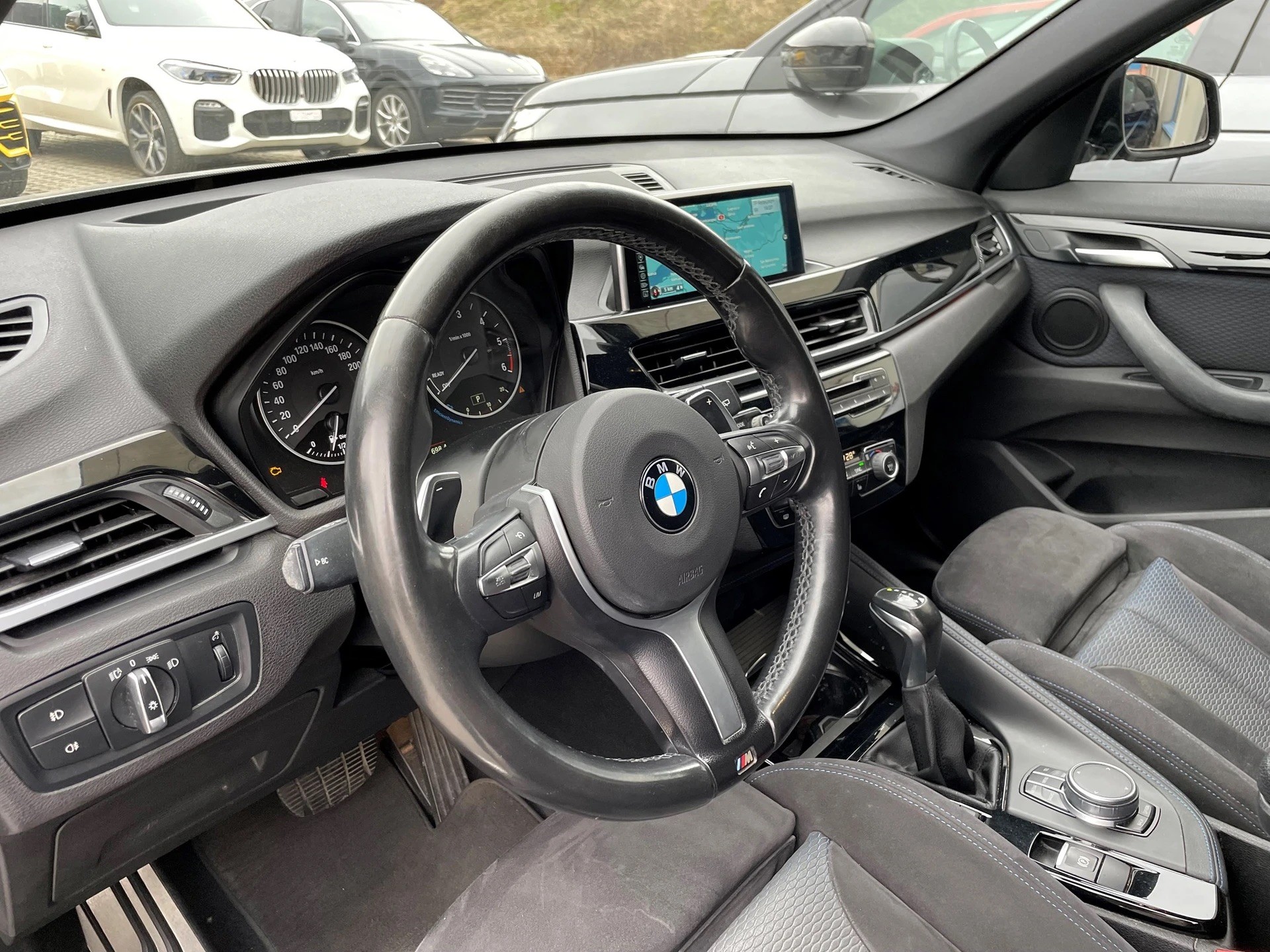 BMW X1 xDrive 18d M Sport Steptronic-image-8