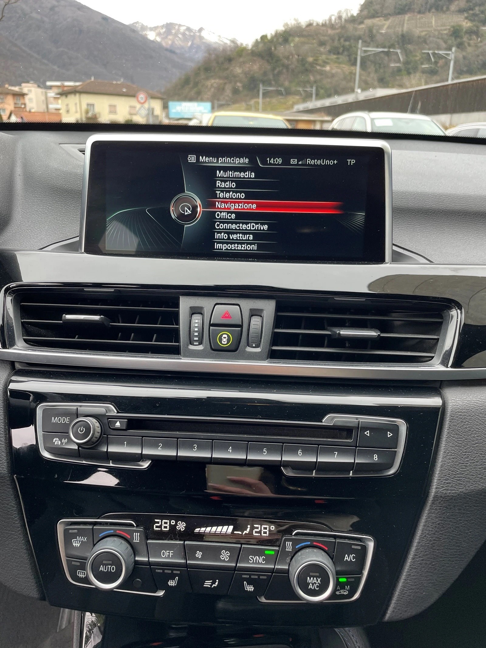 BMW X1 xDrive 18d M Sport Steptronic-image-13