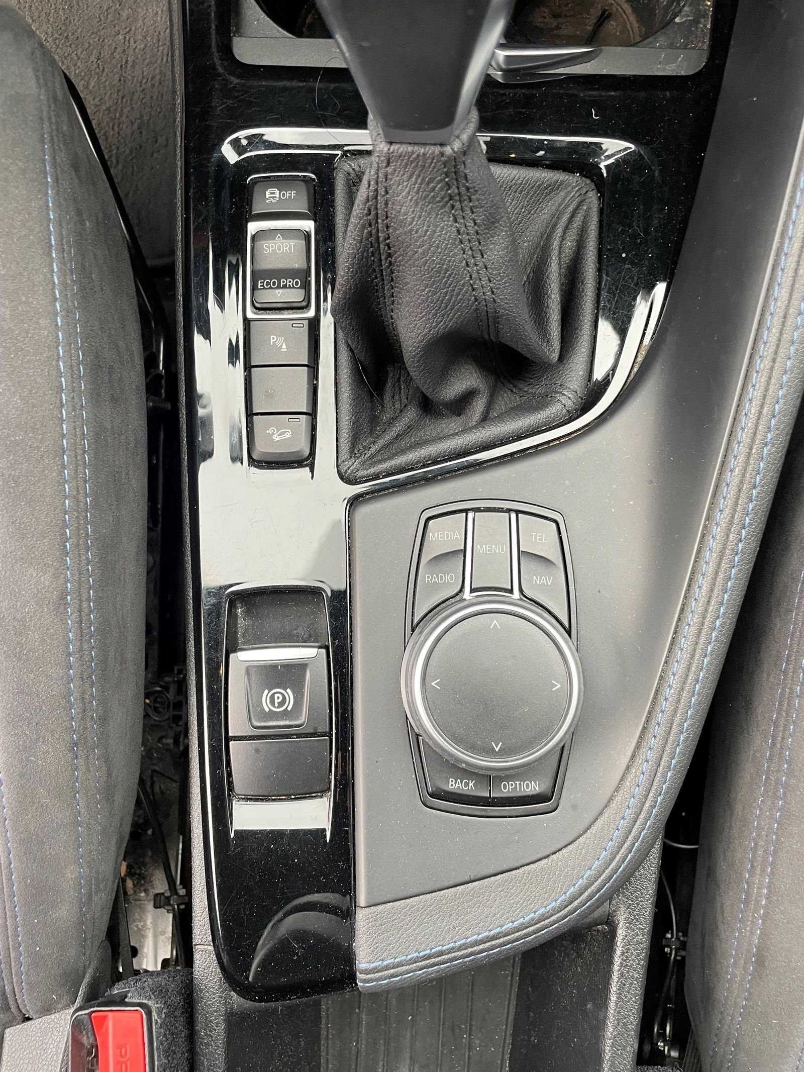 BMW X1 xDrive 18d M Sport Steptronic-image-12