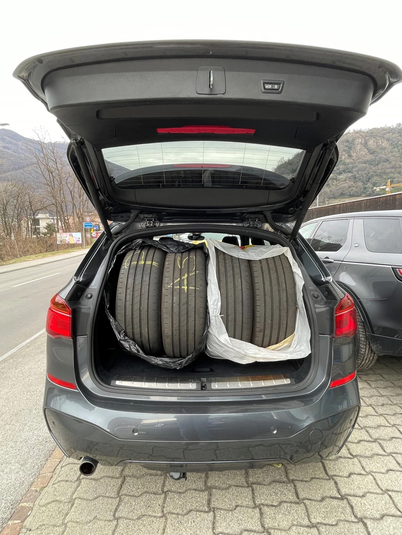 BMW X1 xDrive 18d M Sport Steptronic-image-6