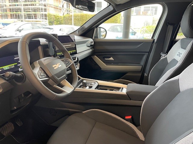 DACIA Bigster HEV 155 Journey-image-8