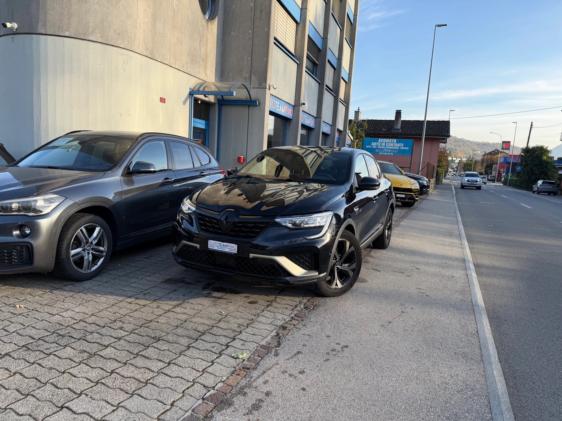 Car photo