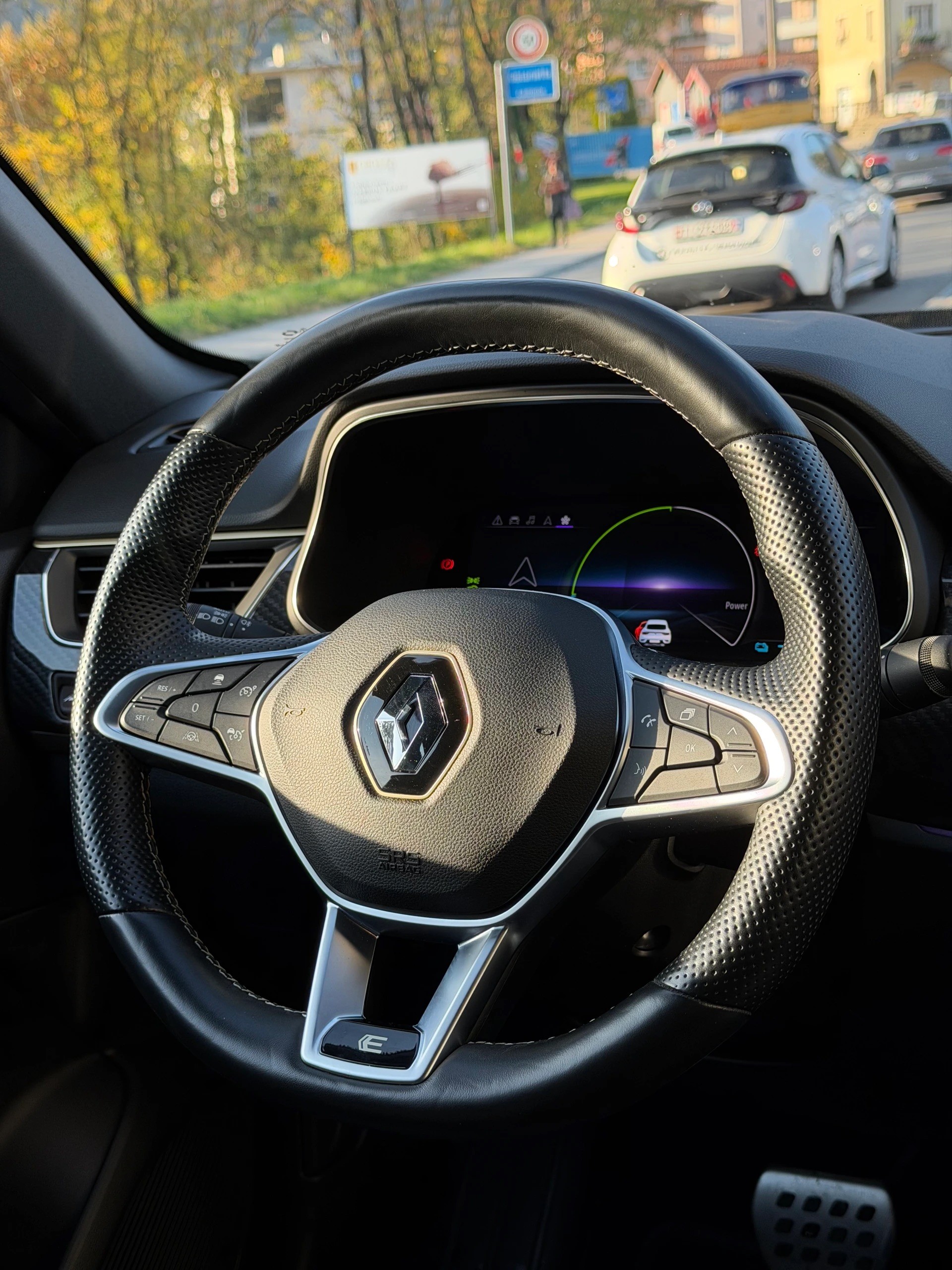 RENAULT Arkana 1.6 E-Tech Engineered-image-8