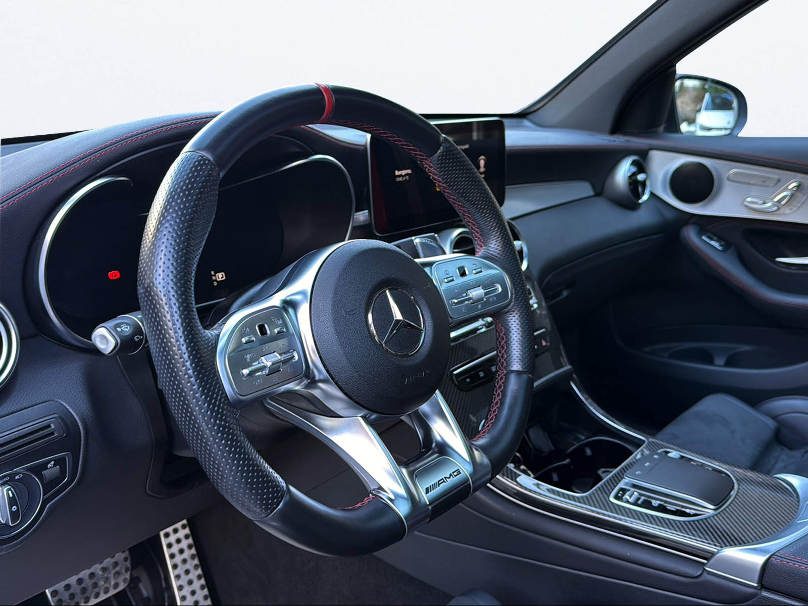 MERCEDES-BENZ GLC 43 AMG 4Matic 9G-Tronic-image-9
