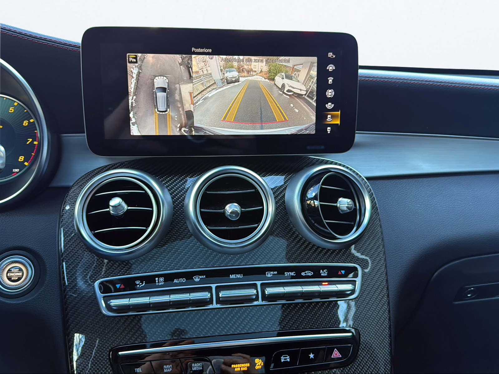 MERCEDES-BENZ GLC 43 AMG 4Matic 9G-Tronic-image-11