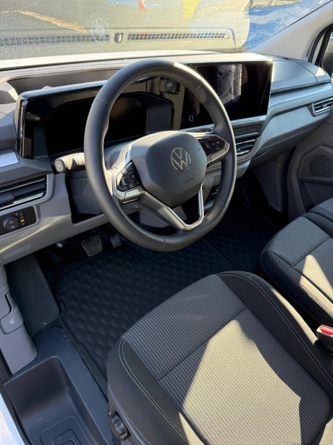 VW Transporter Kombi 2.0 TDI Lang Automat-image-10