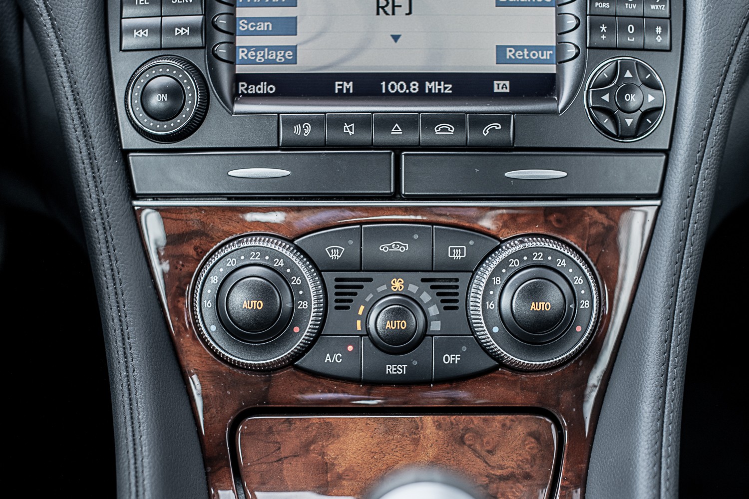 MERCEDES-BENZ SL 500-image-13