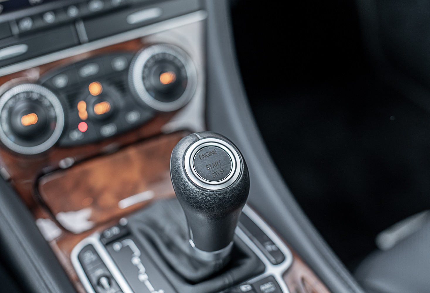 MERCEDES-BENZ SL 500-image-14