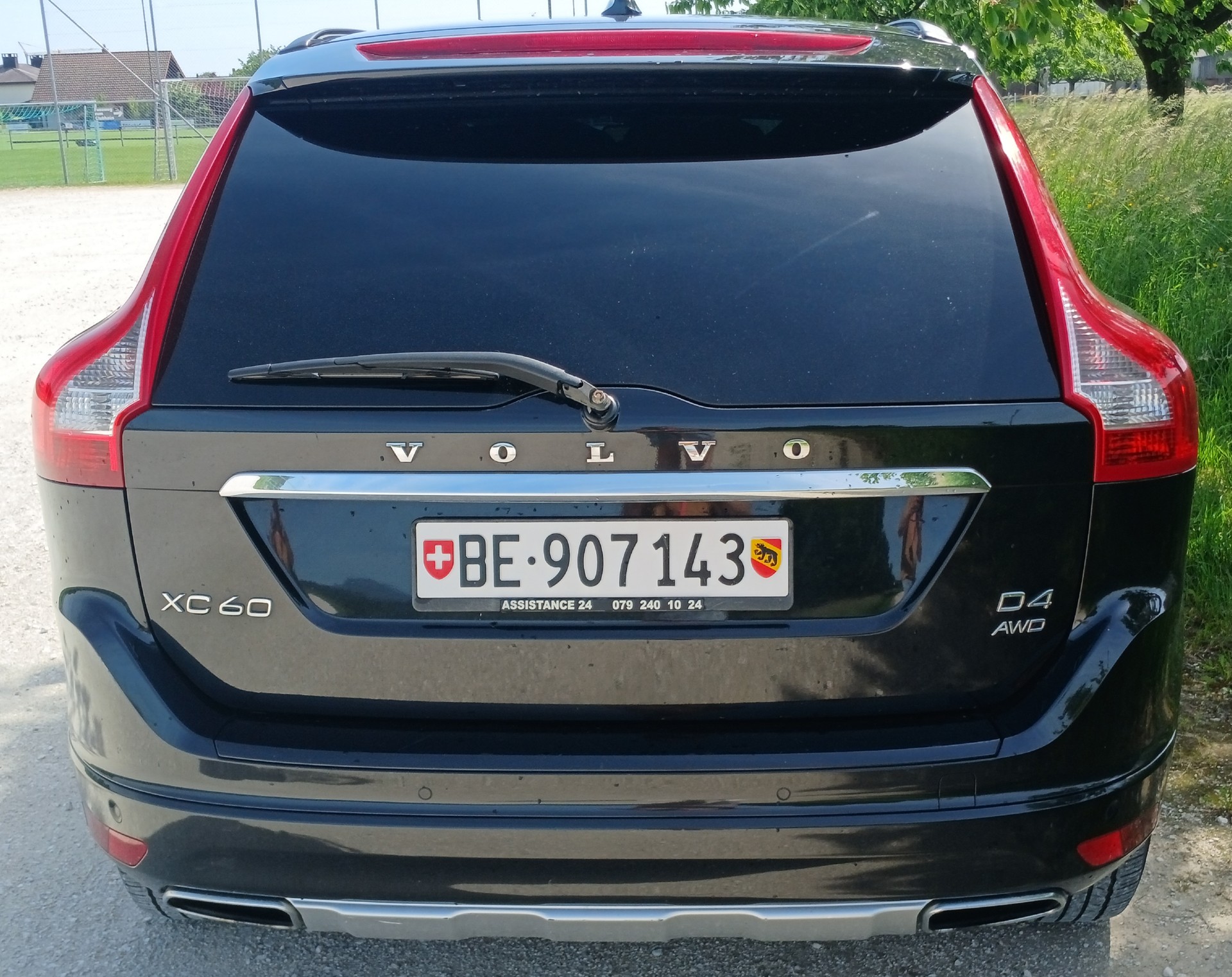 VOLVO XC60 D4 AWD Kinetic Geartronic-image-6