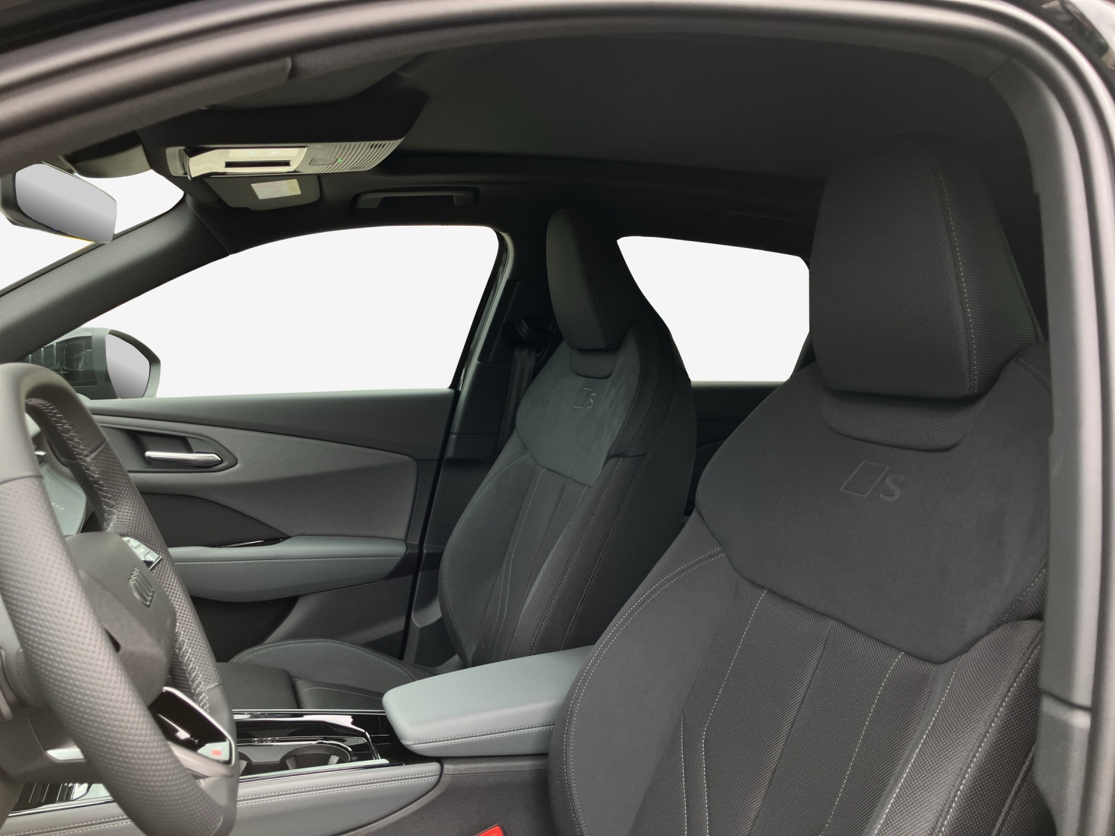 AUDI Q3 SUV e-hybrid 200 kW S tronig-image-14