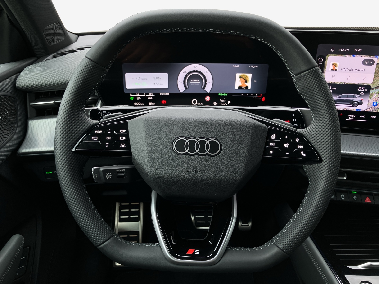 AUDI Q3 SUV e-hybrid 200 kW S tronig-image-9