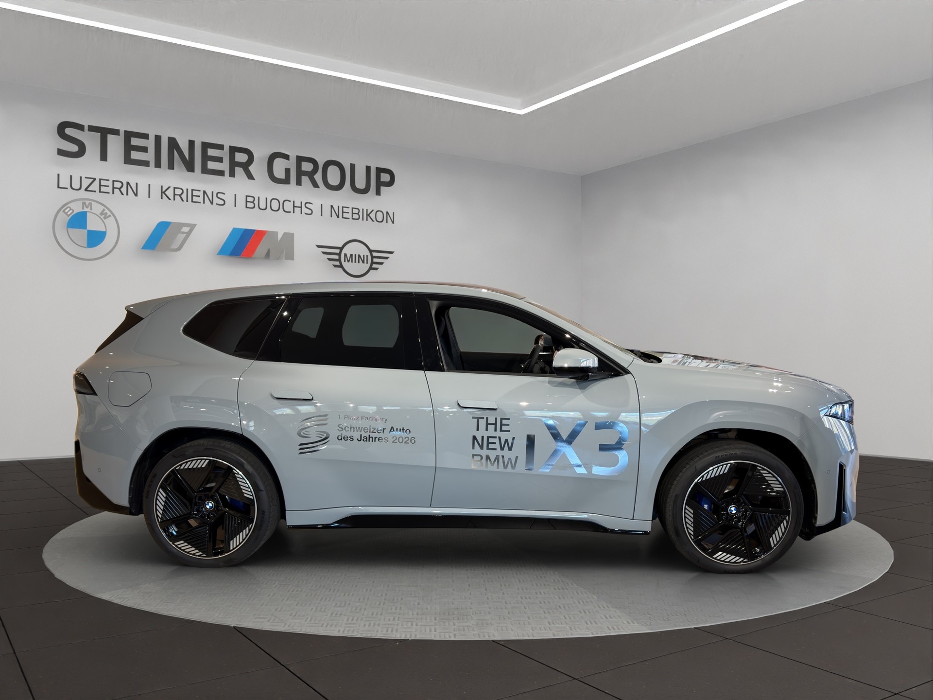 BMW iX3 50 xDrive M Sport-image-3