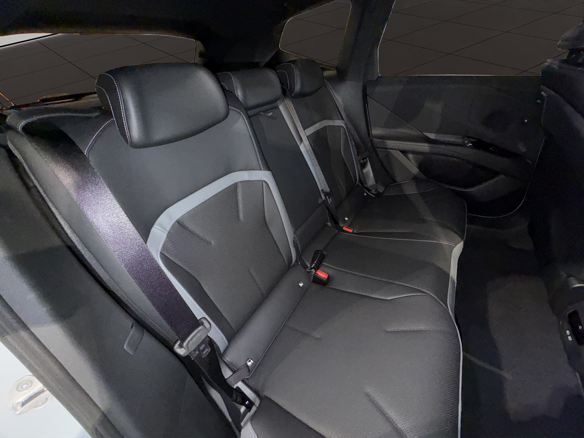 BMW iX3 50 xDrive M Sport-image-19