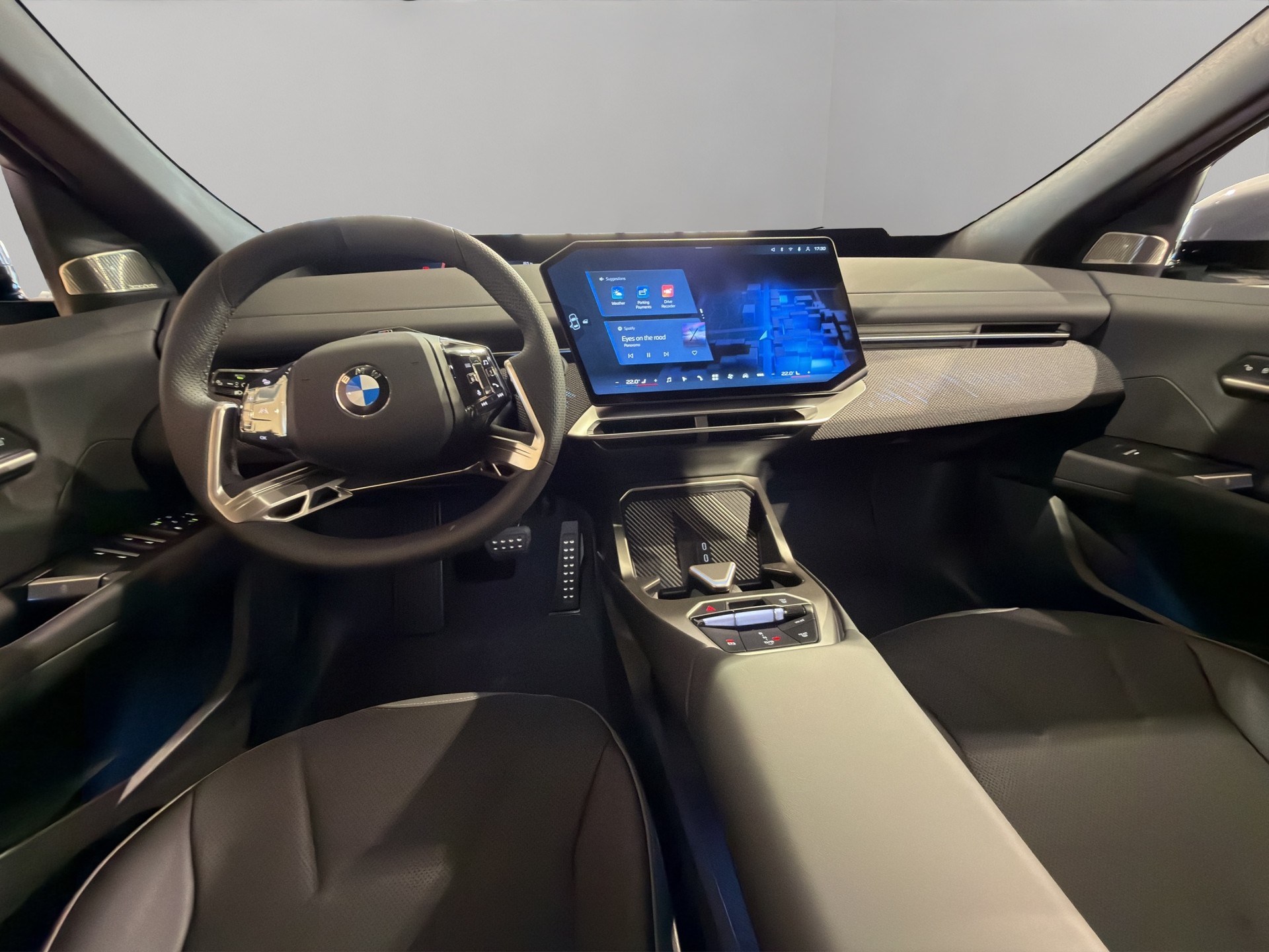 BMW iX3 50 xDrive M Sport-image-13