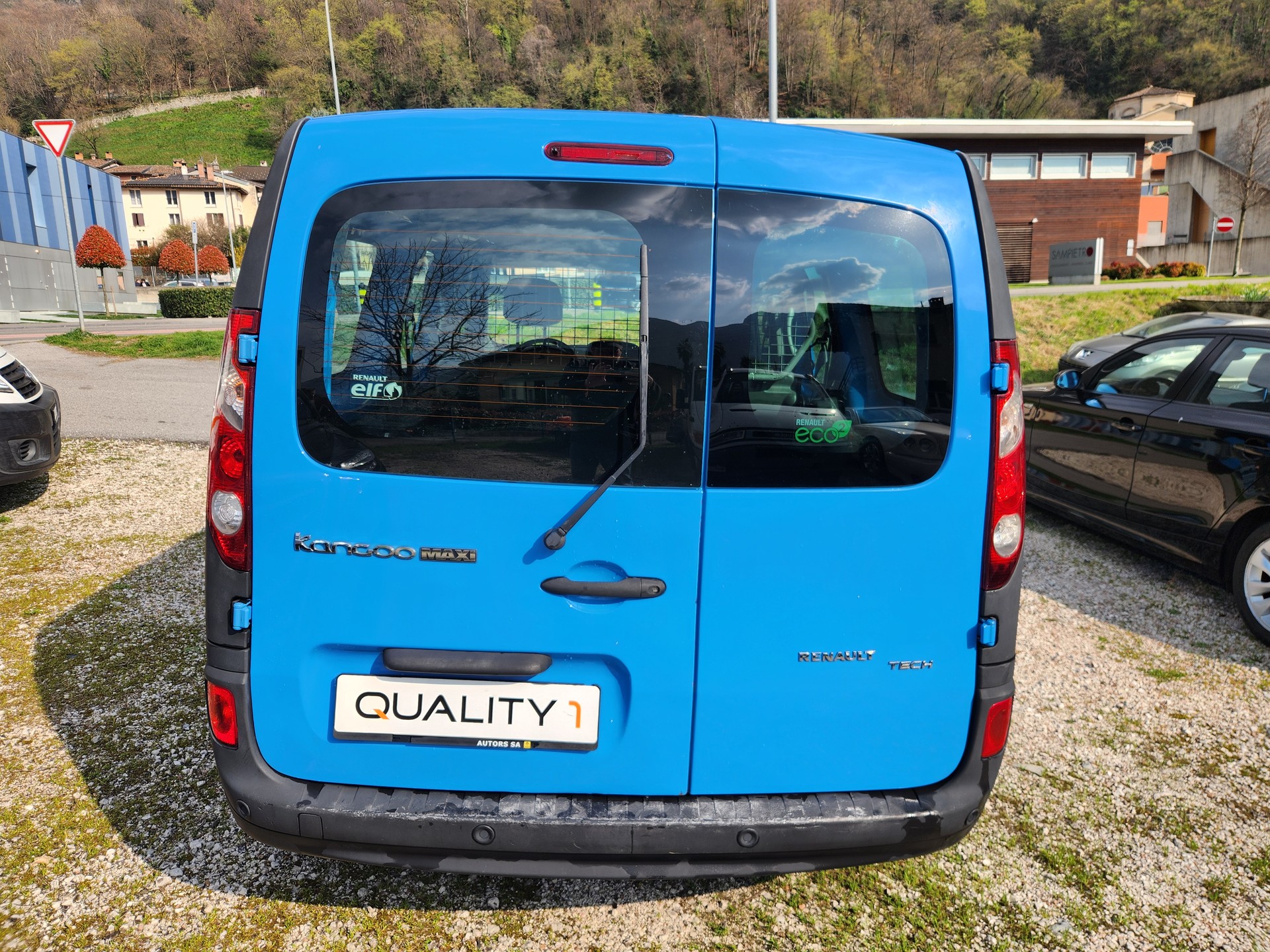 RENAULT Kangoo Maxi dCi 90 5 Plätze / 5 places-image-6