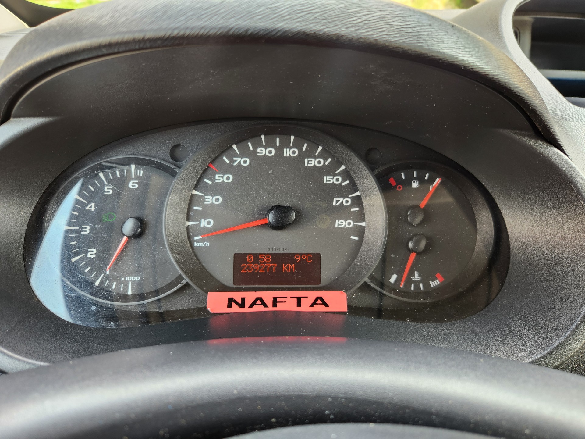 RENAULT Kangoo Maxi dCi 90 5 Plätze / 5 places-image-13