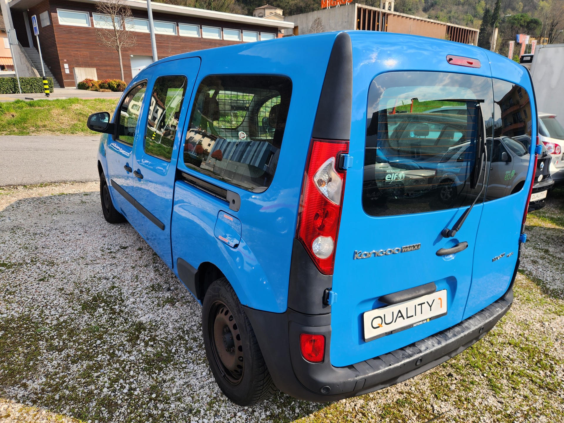 RENAULT Kangoo Maxi dCi 90 5 Plätze / 5 places-image-5
