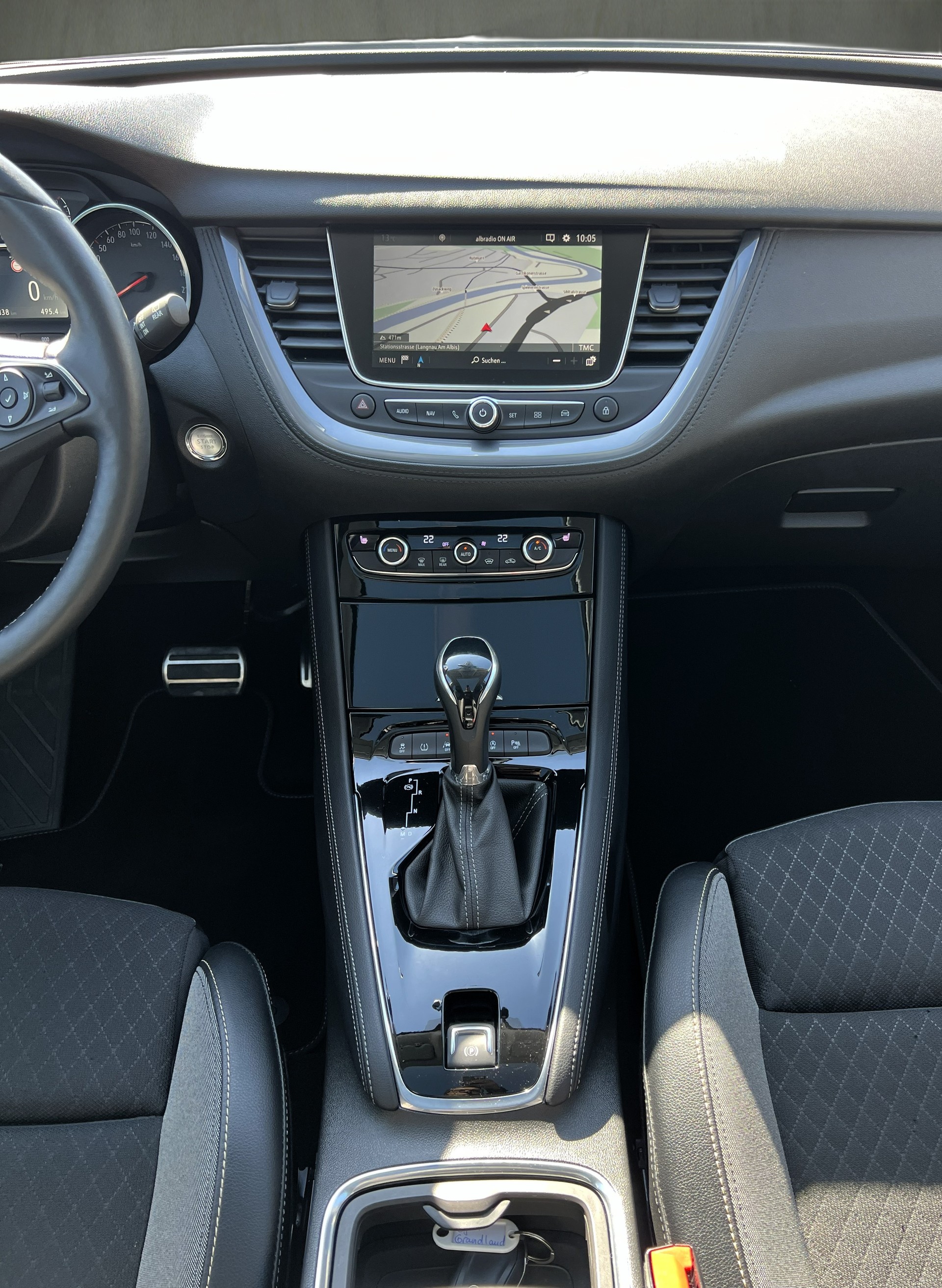 OPEL Grandland X 2.0CDTi Ultimate Automatik-image-23