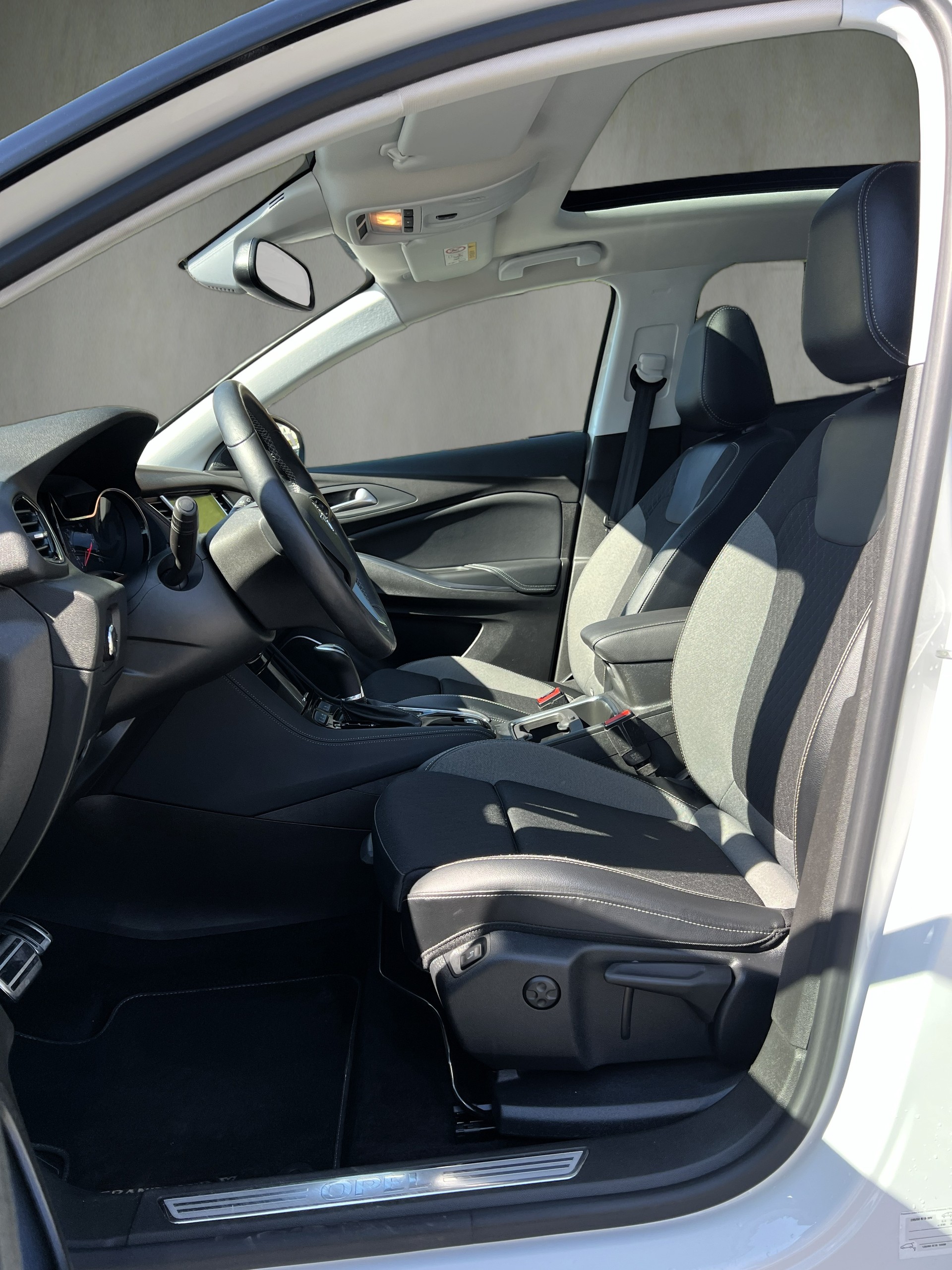 OPEL Grandland X 2.0CDTi Ultimate Automatik-image-19