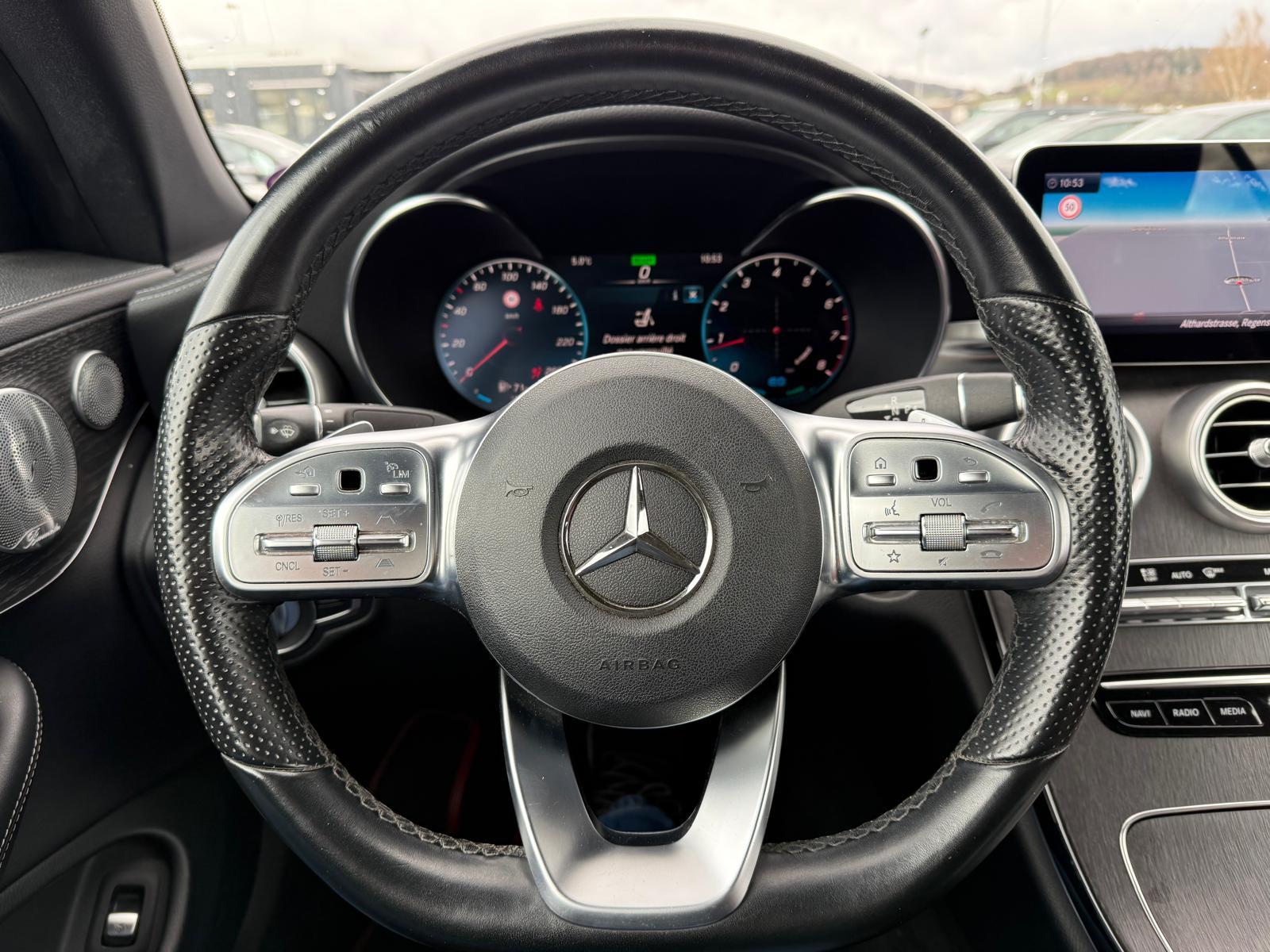 MERCEDES-BENZ C 300 4matic Cabriolet-image-22