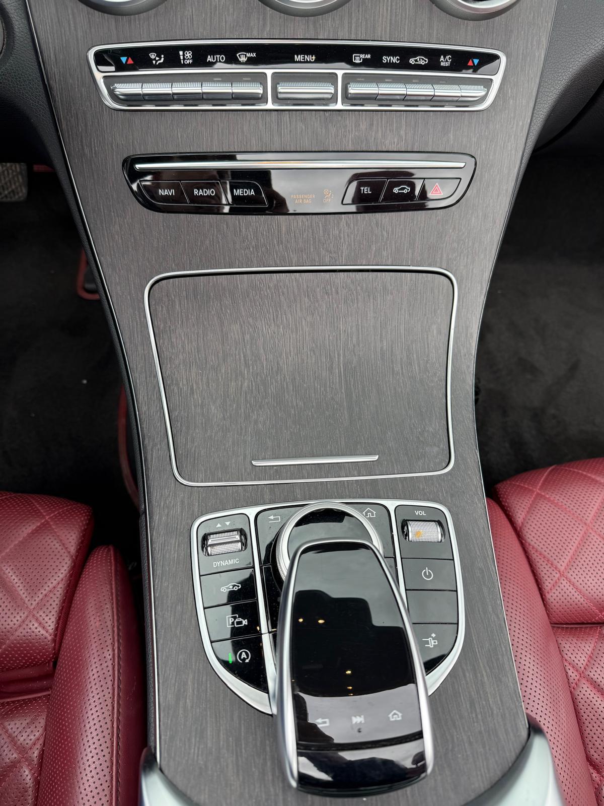 MERCEDES-BENZ C 300 4matic Cabriolet-image-24