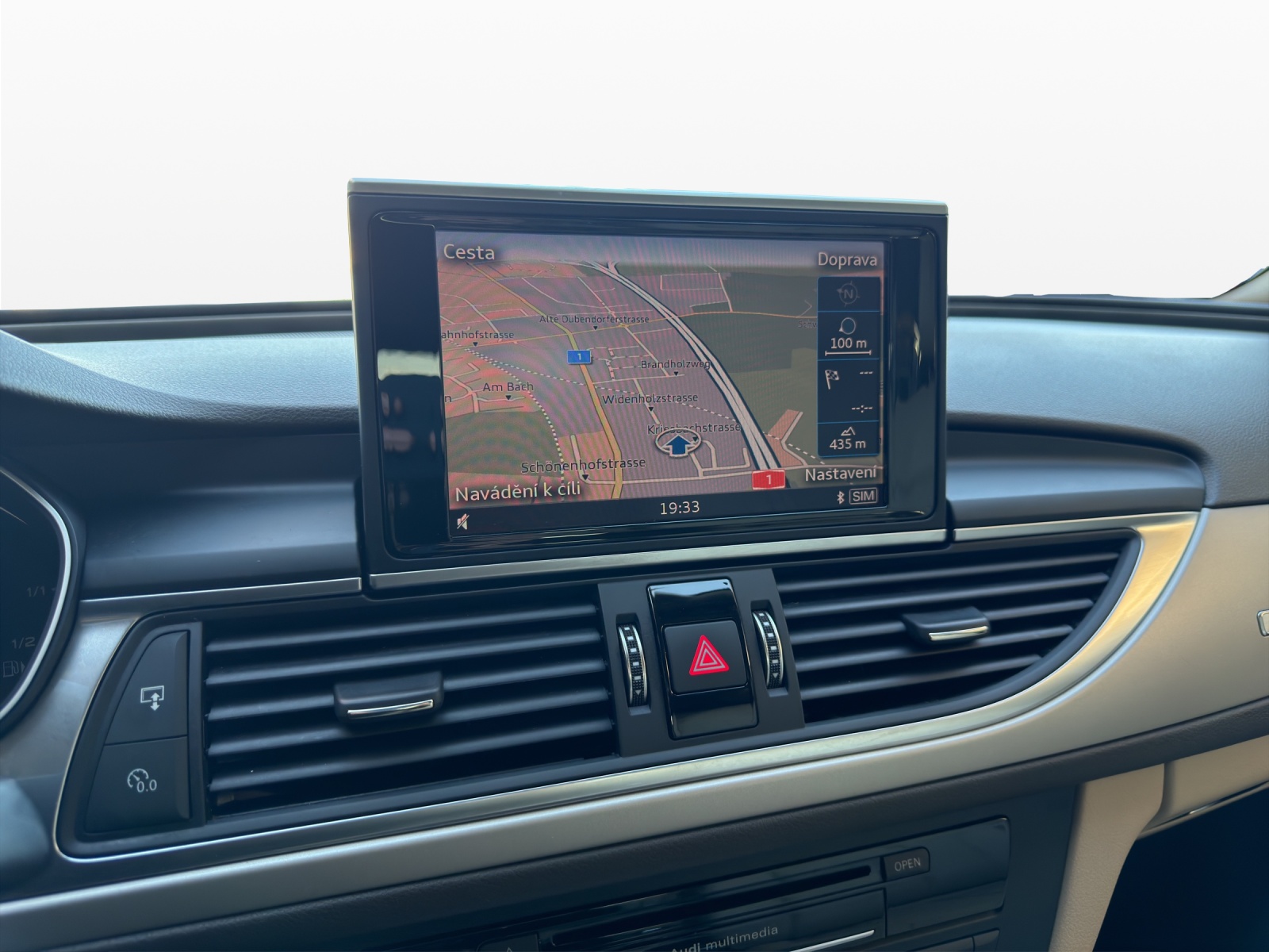 AUDI A6 Avant 3.0 TDI V6 quattro S-tronic-image-13