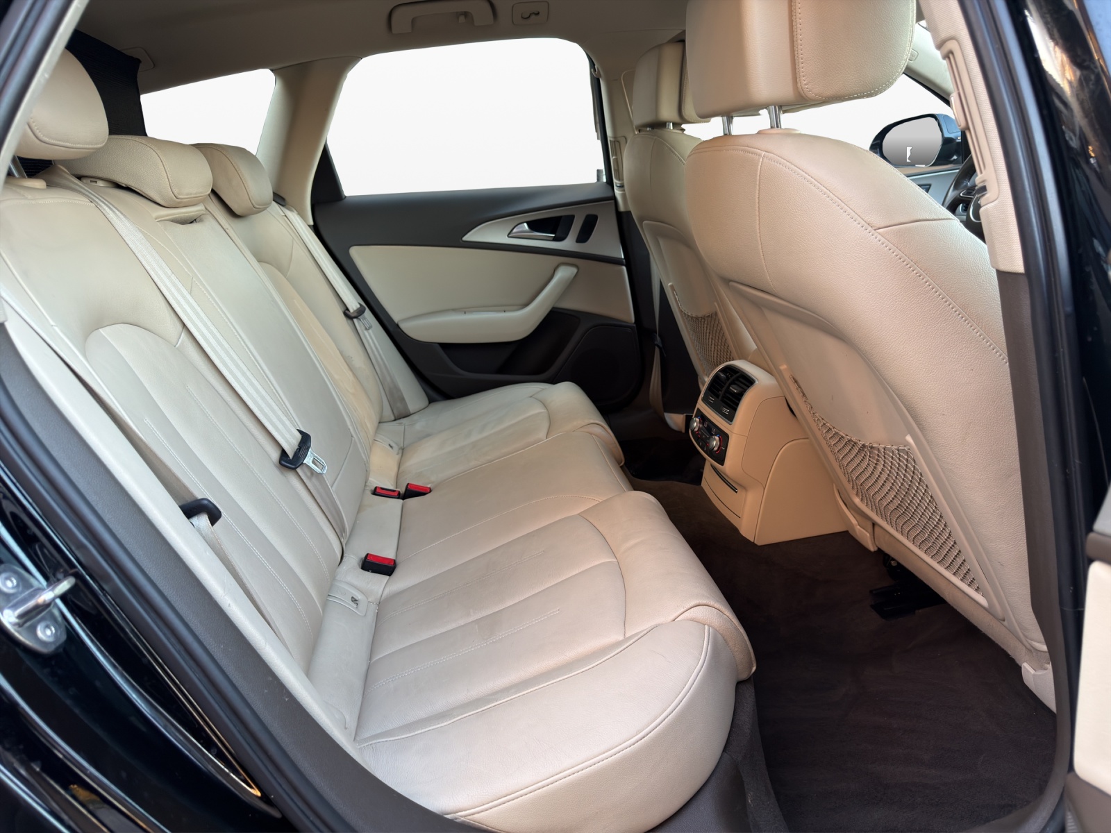 AUDI A6 Avant 3.0 TDI V6 quattro S-tronic-image-17