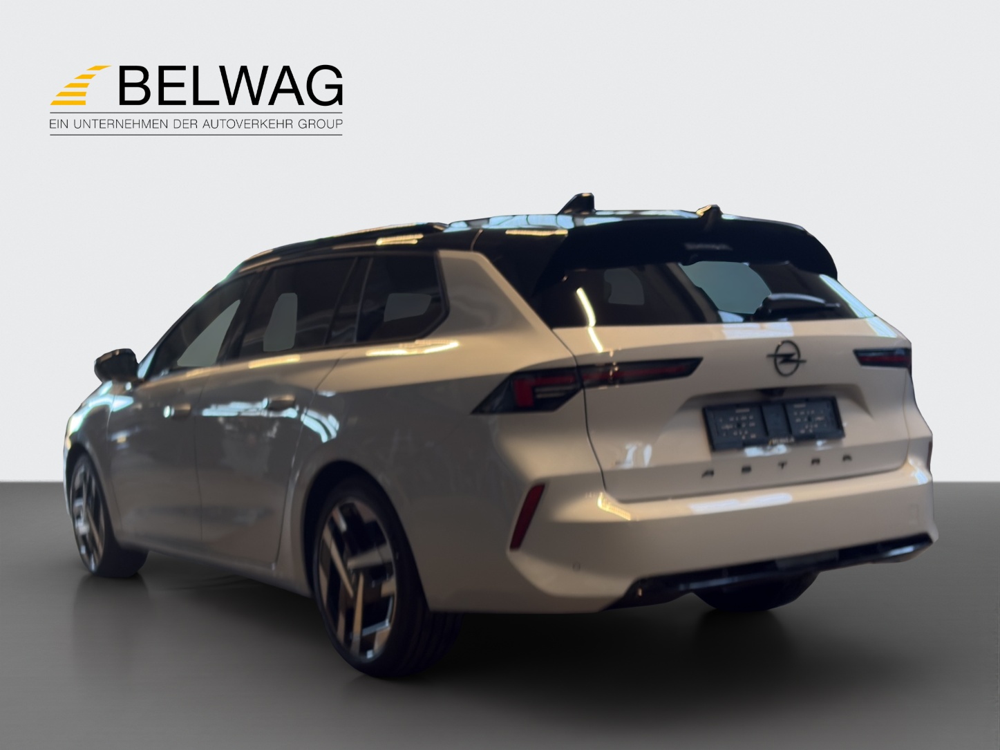 OPEL Astra-e ST 115kWh/156 Ultimate-image-3