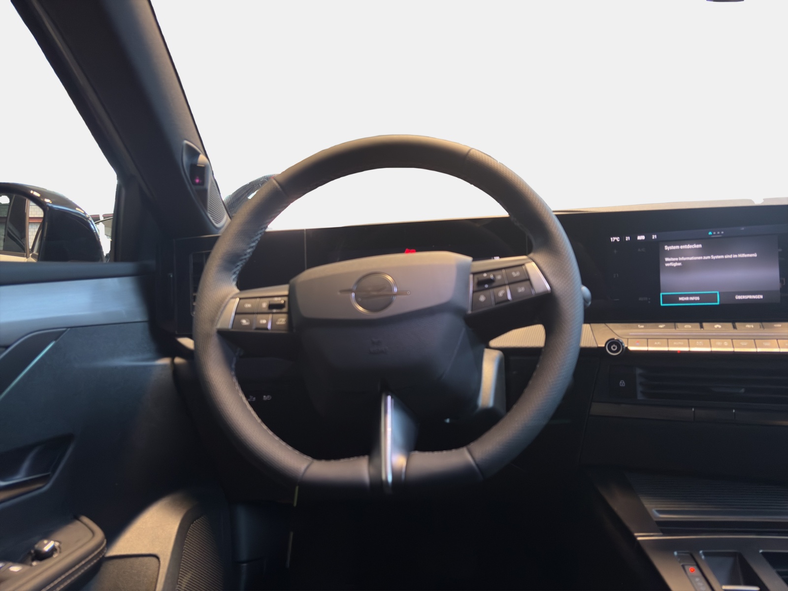 OPEL Astra-e ST 115kWh/156 Ultimate-image-12