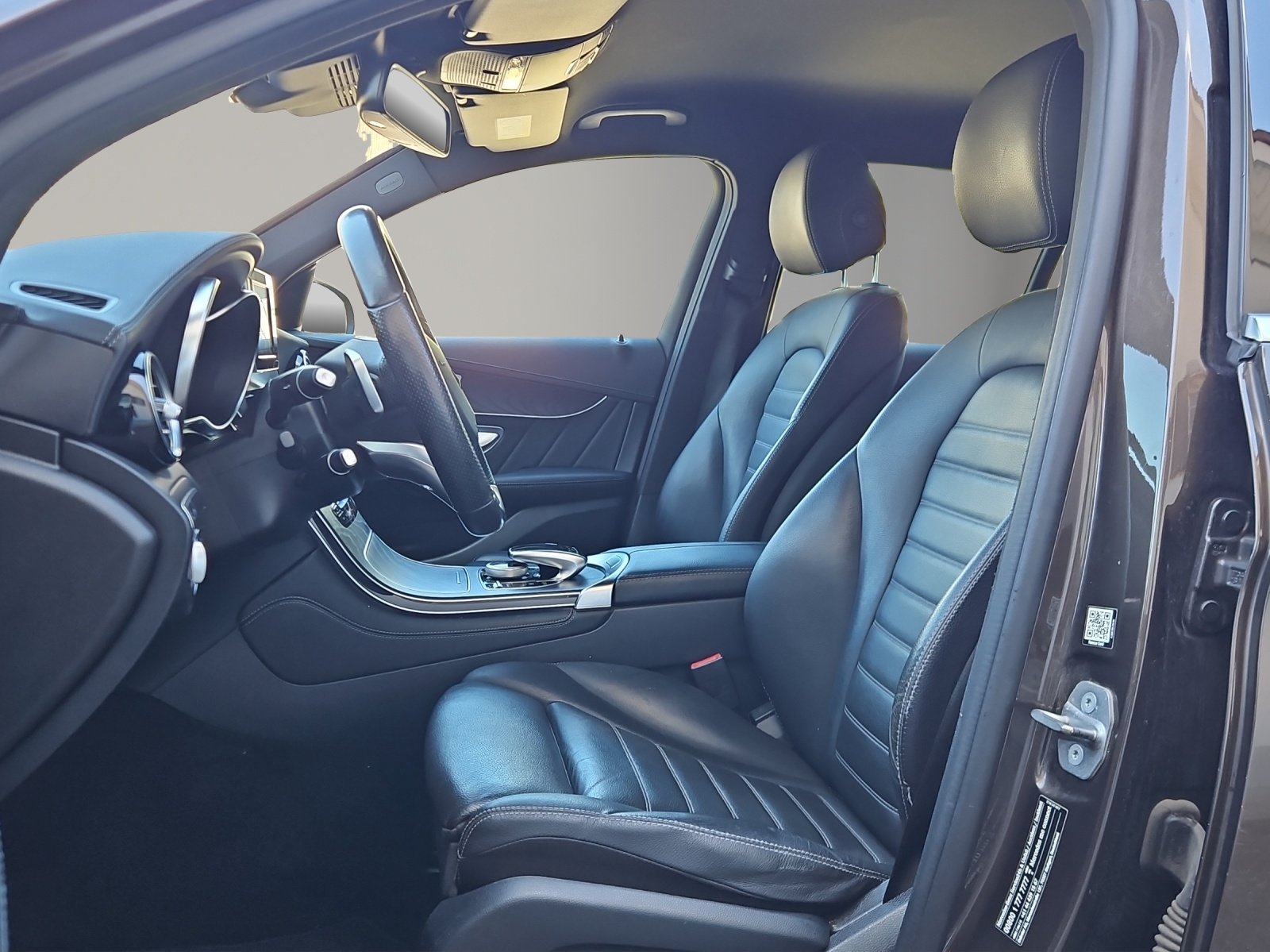 MERCEDES-BENZ GLC 250 d AMG Line 4Matic 9G-Tronic-image-8