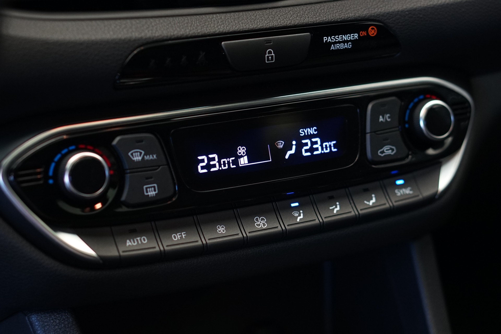 HYUNDAI i30 Fastback N 2.0 T-GDi *CH-Fahrzeug* *Sternenhimmel*-image-34