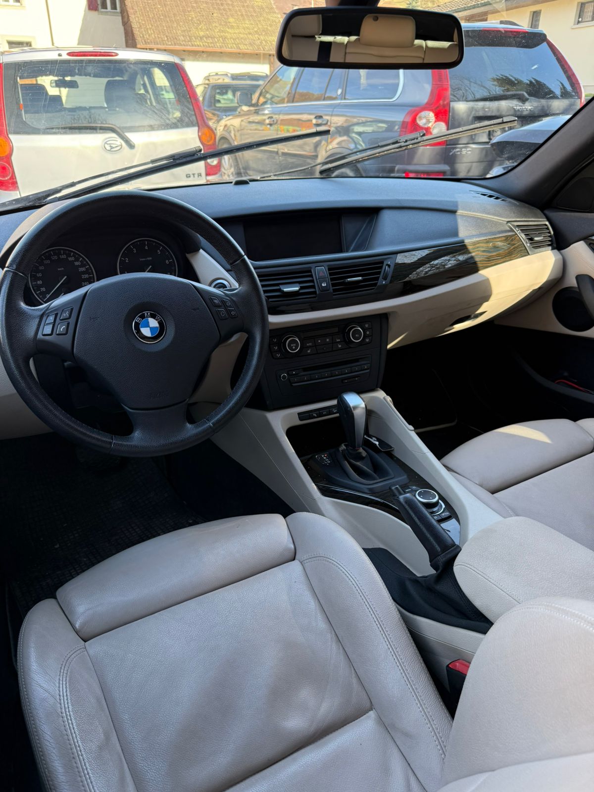 BMW X1 xDrive 28i Steptronic-image-8