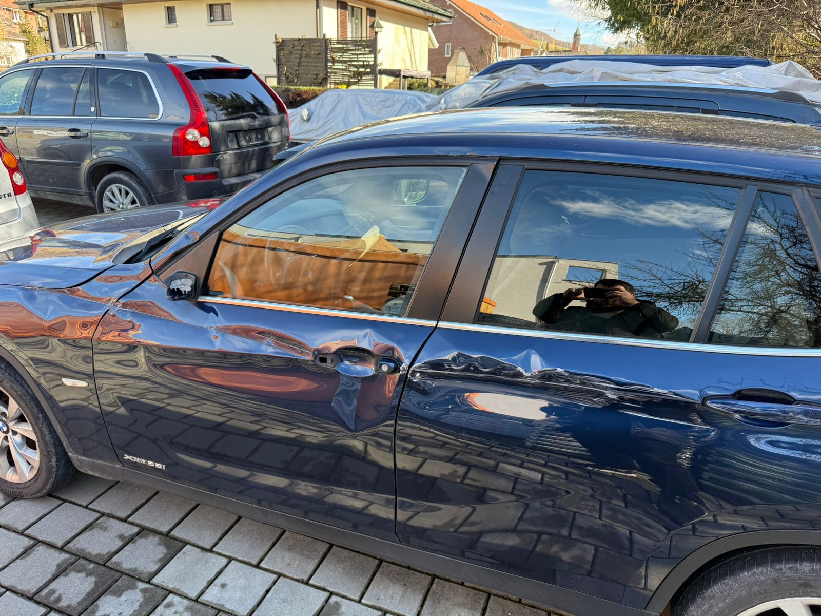 BMW X1 xDrive 28i Steptronic-image-5